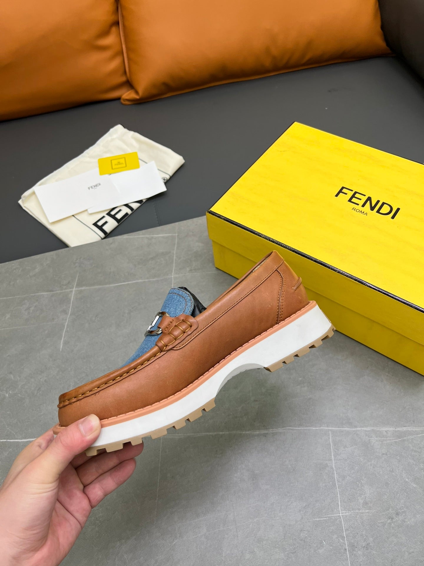 Fendi-038Shoes