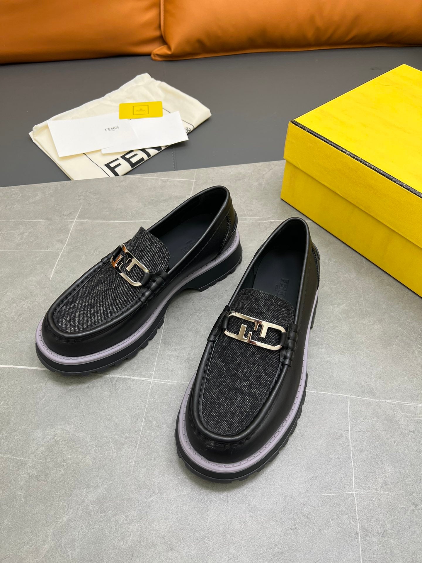 Fendi-040Shoes
