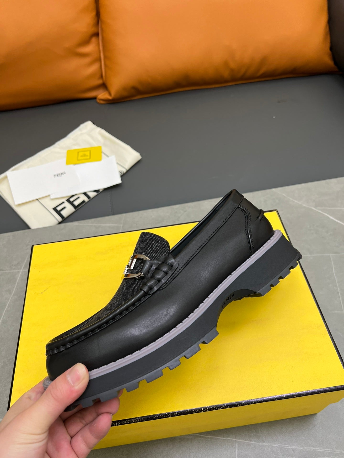 Fendi-040Shoes