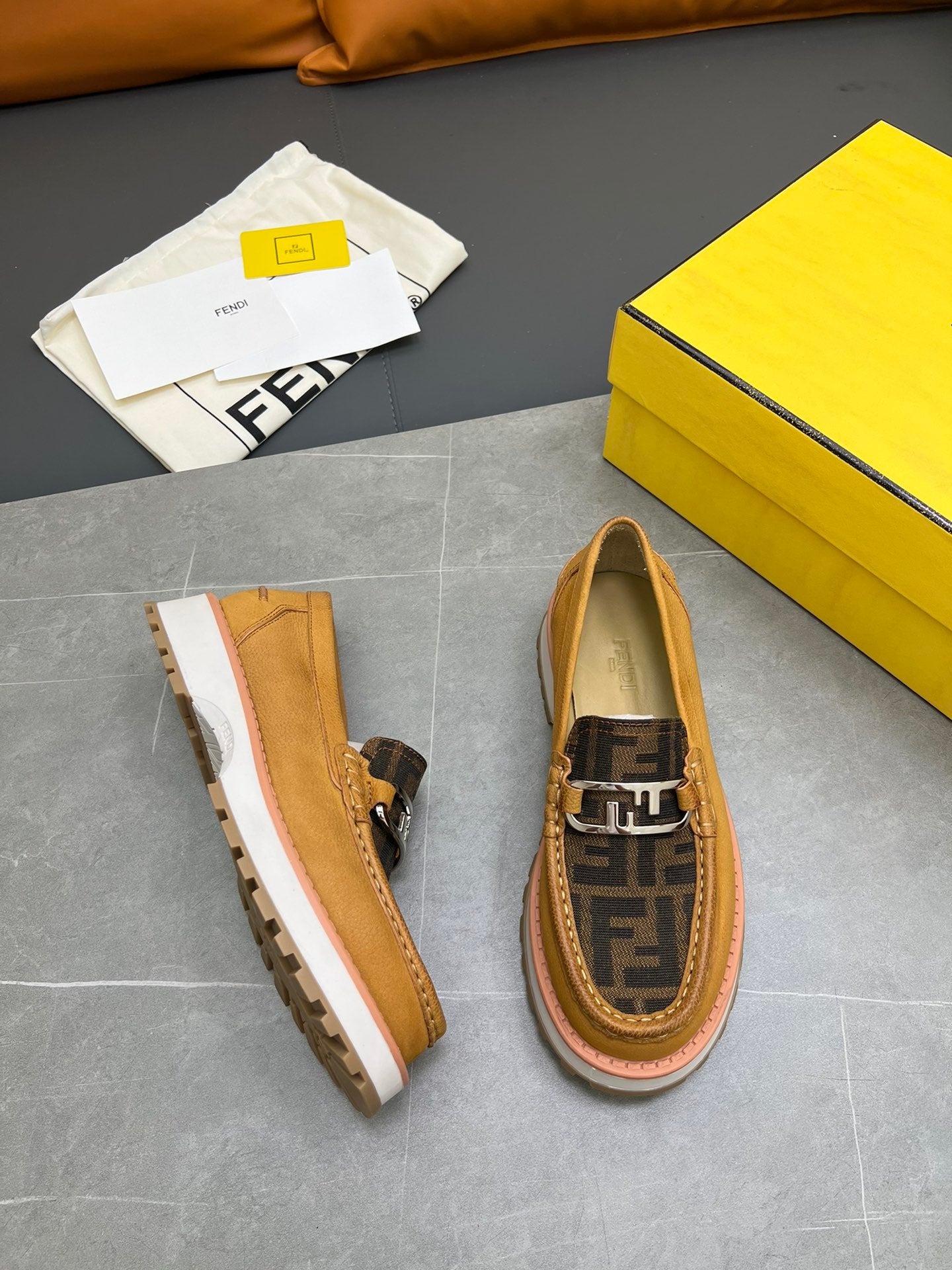 Fendi-041Shoes