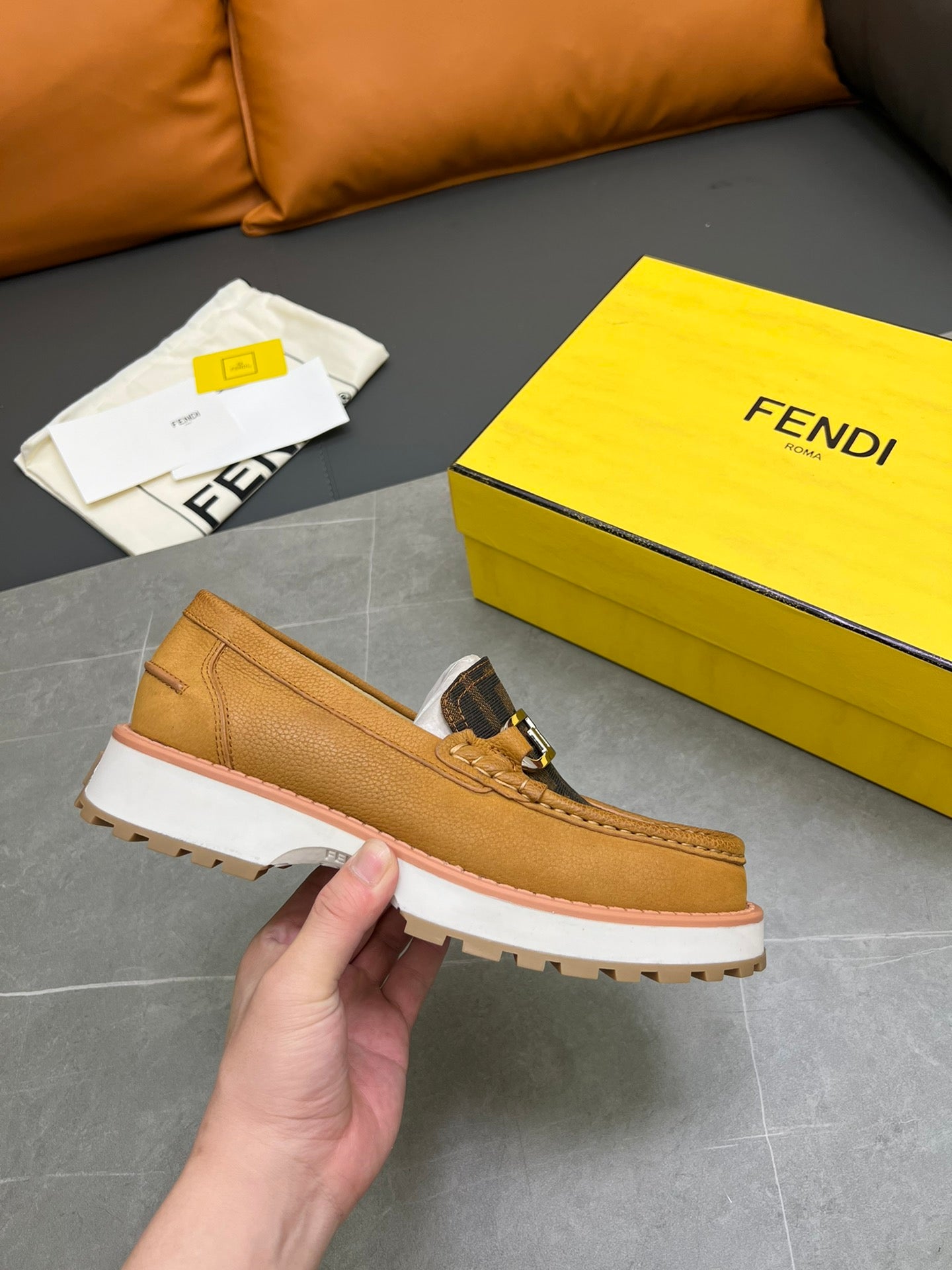 Fendi-041Shoes