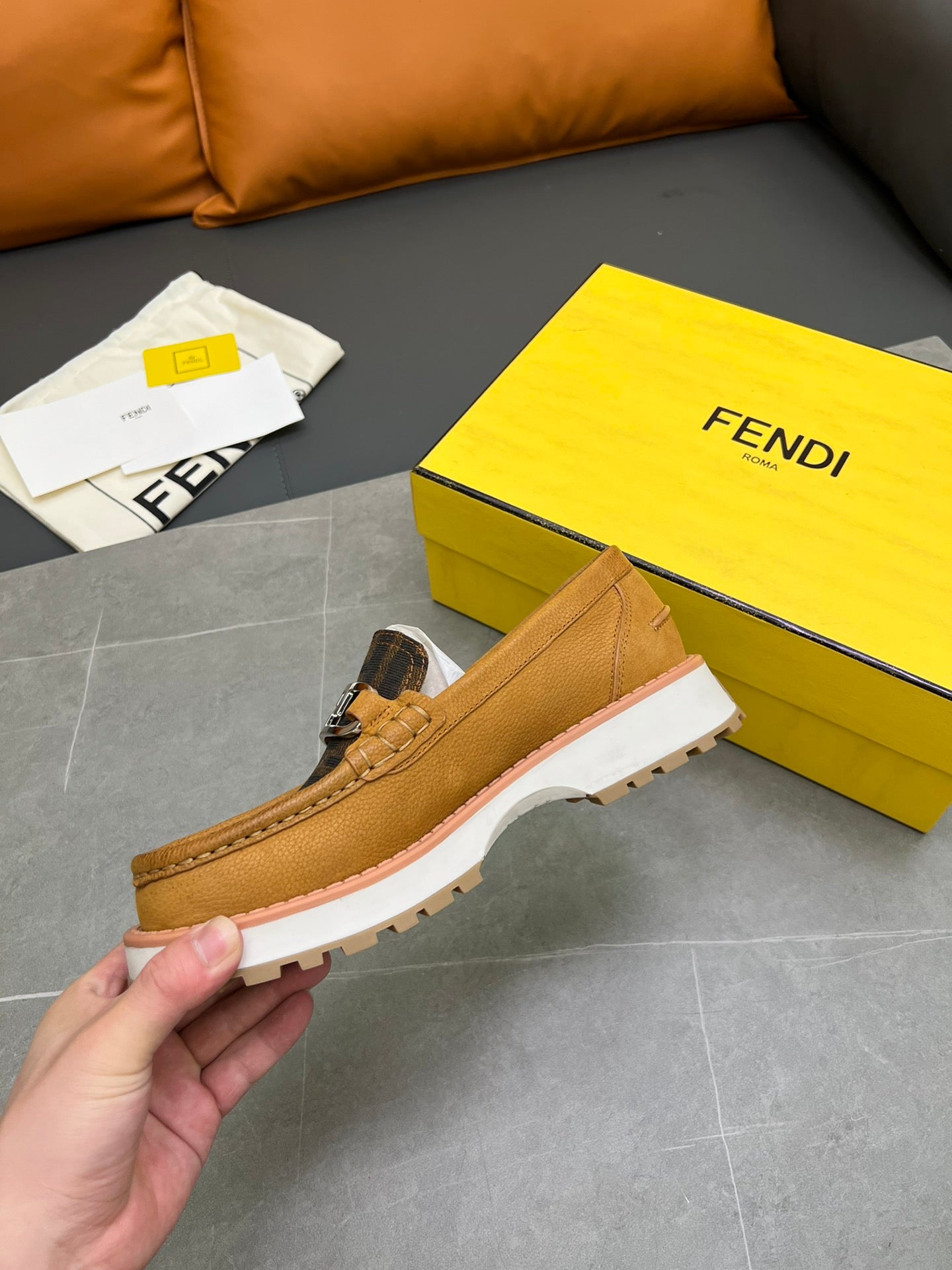 Fendi-041Shoes