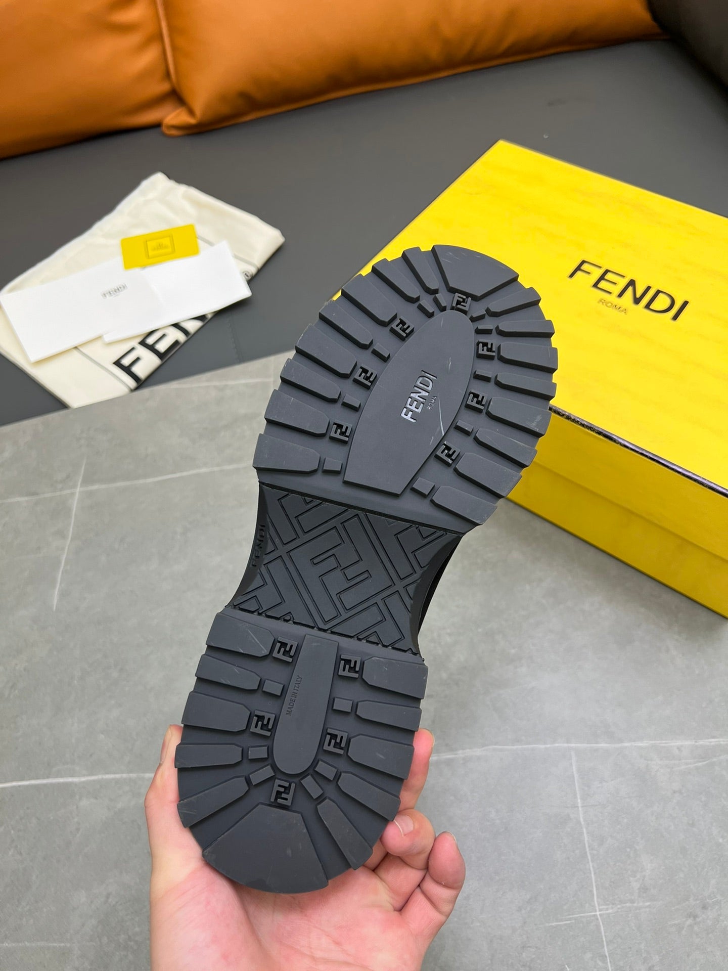 Fendi-042Shoes