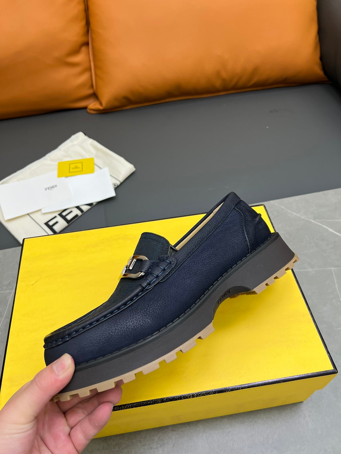 Fendi-043Shoes
