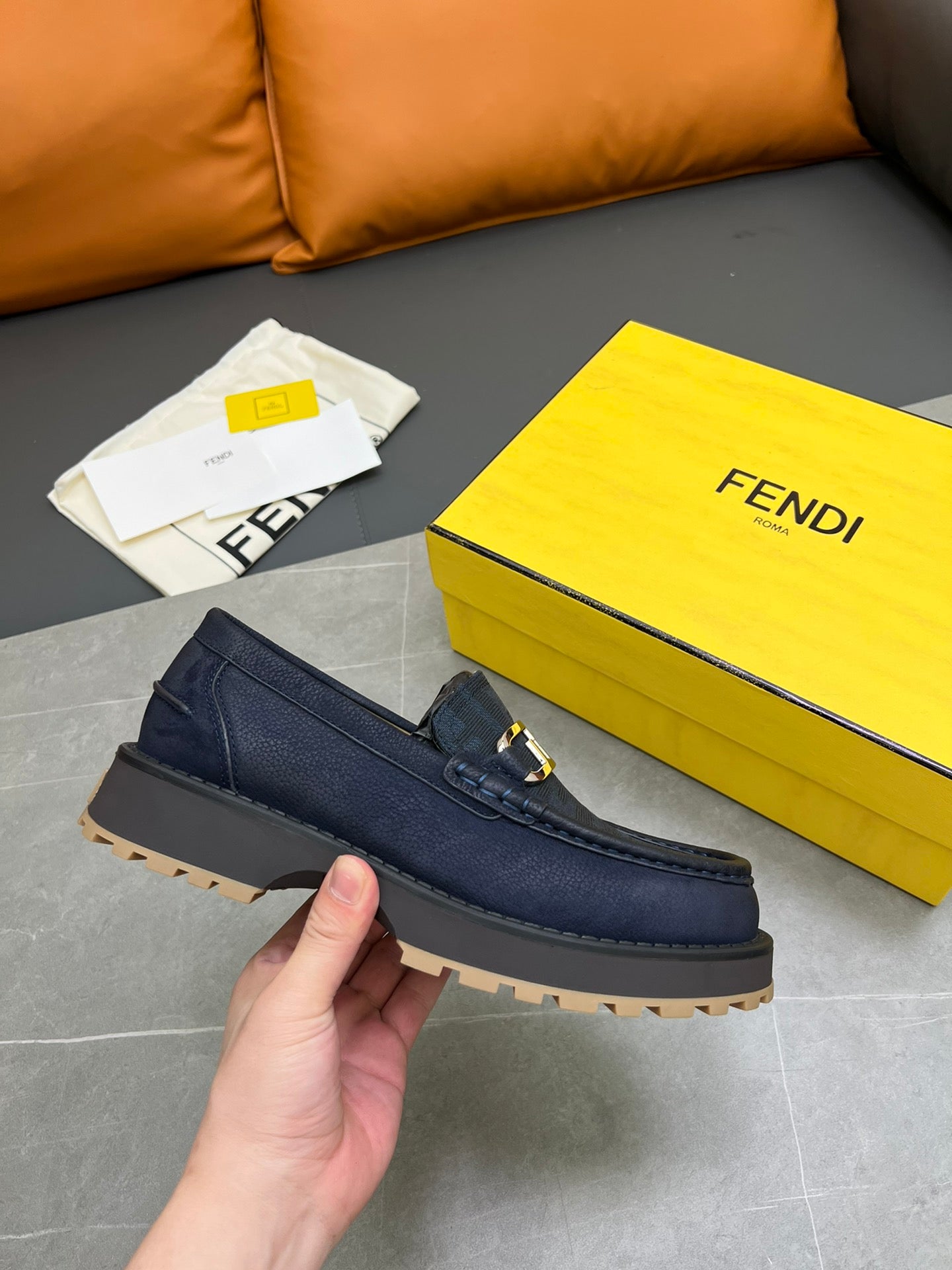 Fendi-043Shoes