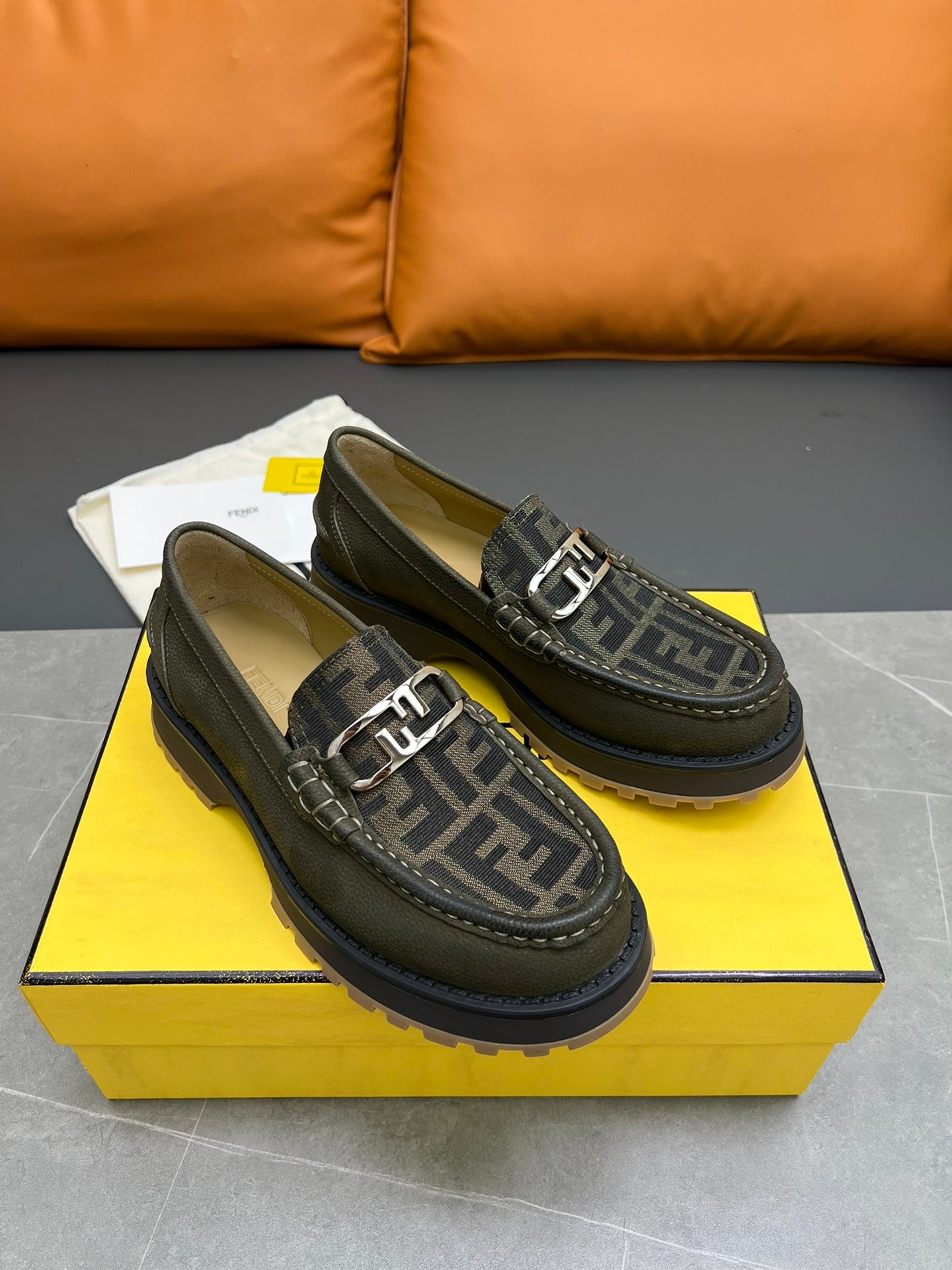 Fendi-044Shoes
