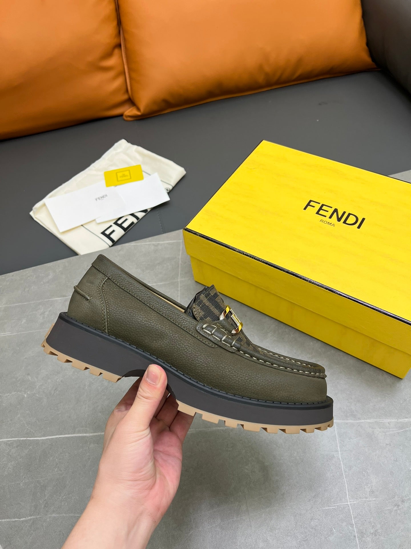 Fendi-044Shoes