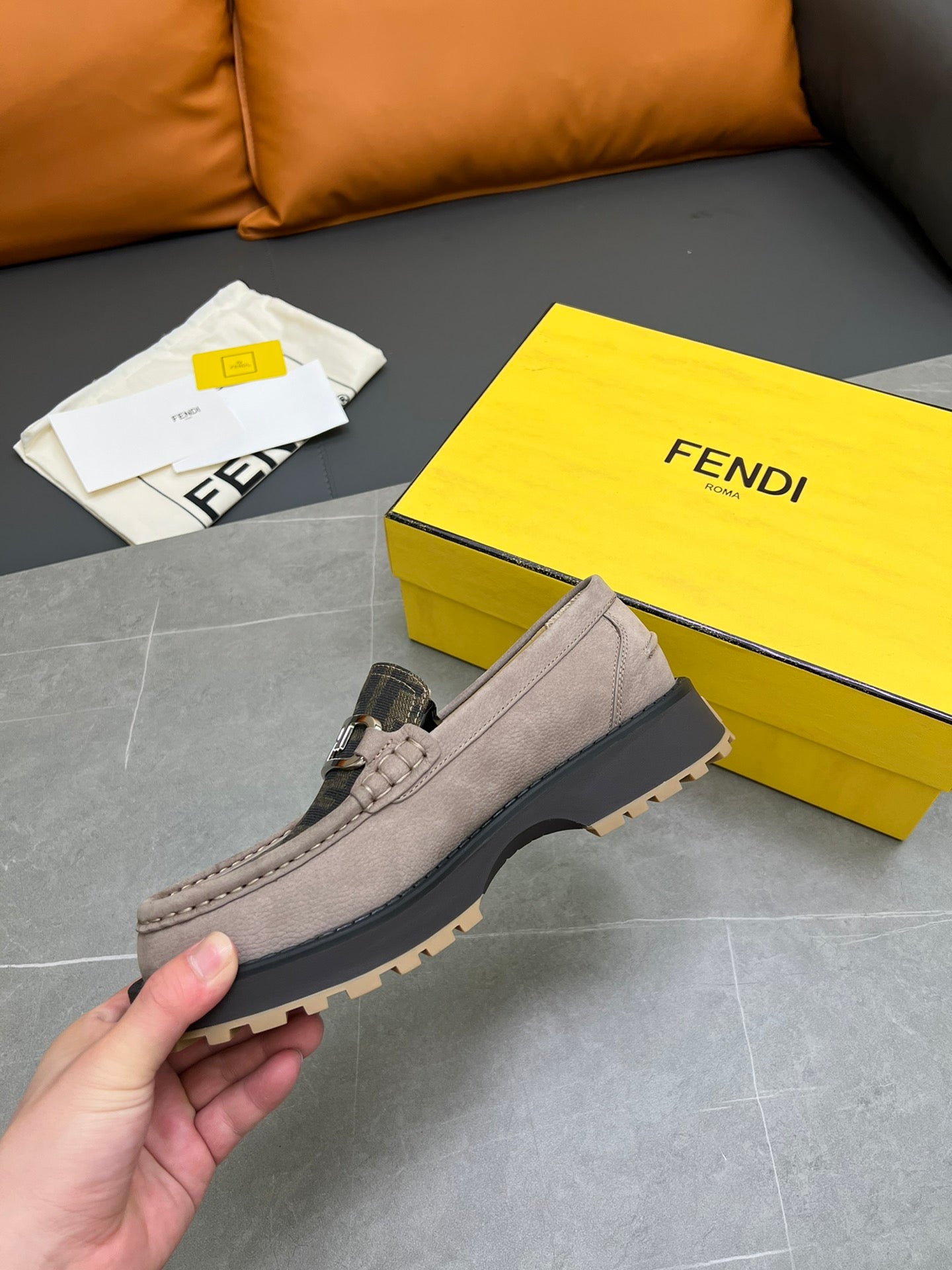 Fendi-045Shoes