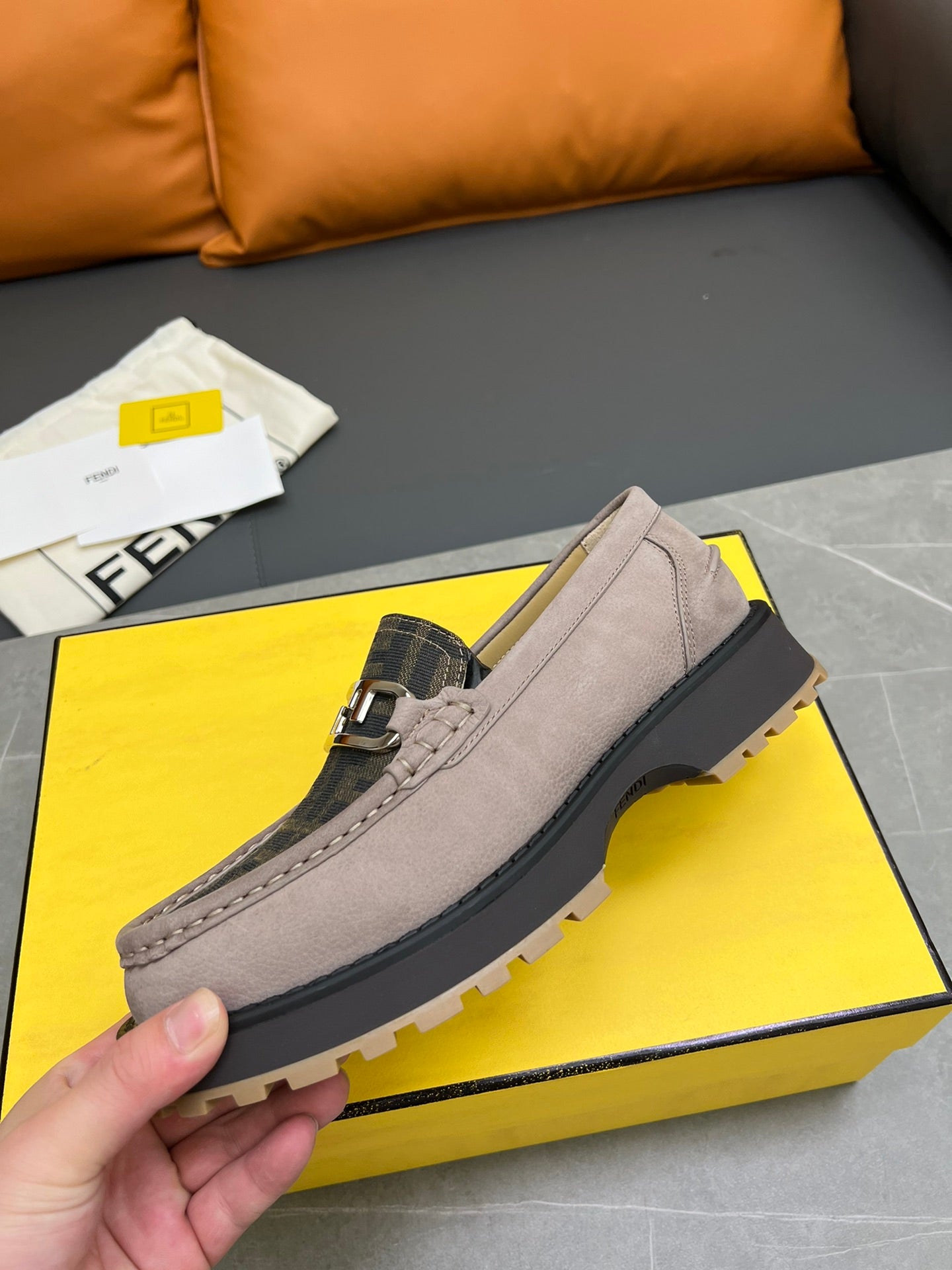 Fendi-045Shoes