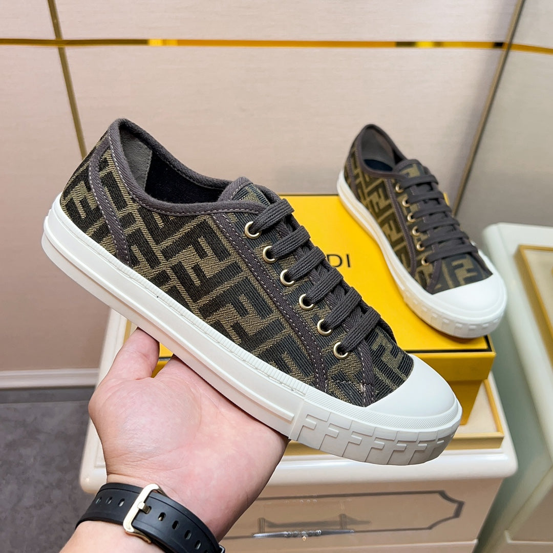Fendi-049Shoes