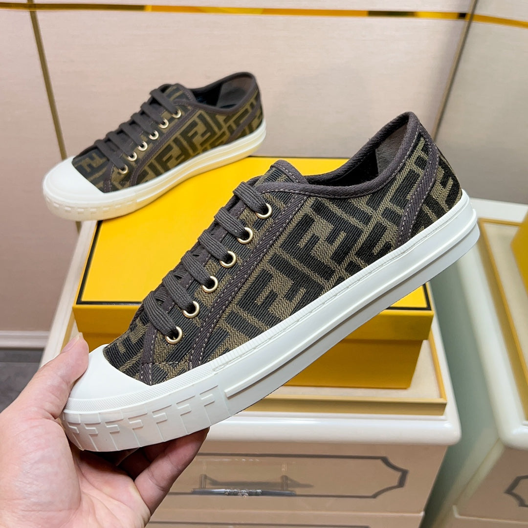 Fendi-049Shoes