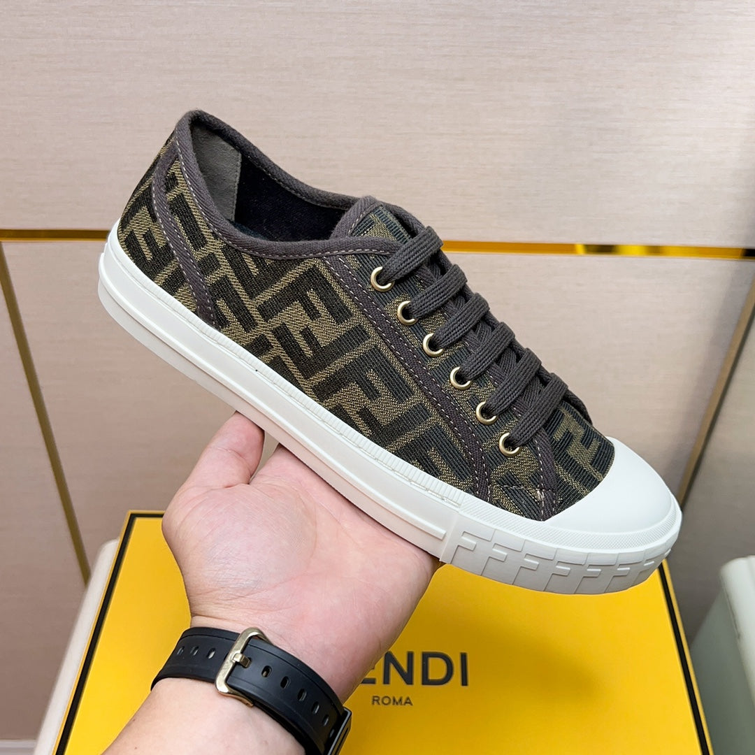 Fendi-049Shoes