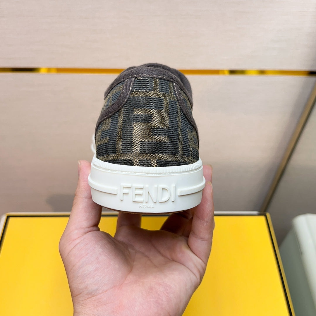 Fendi-049Shoes