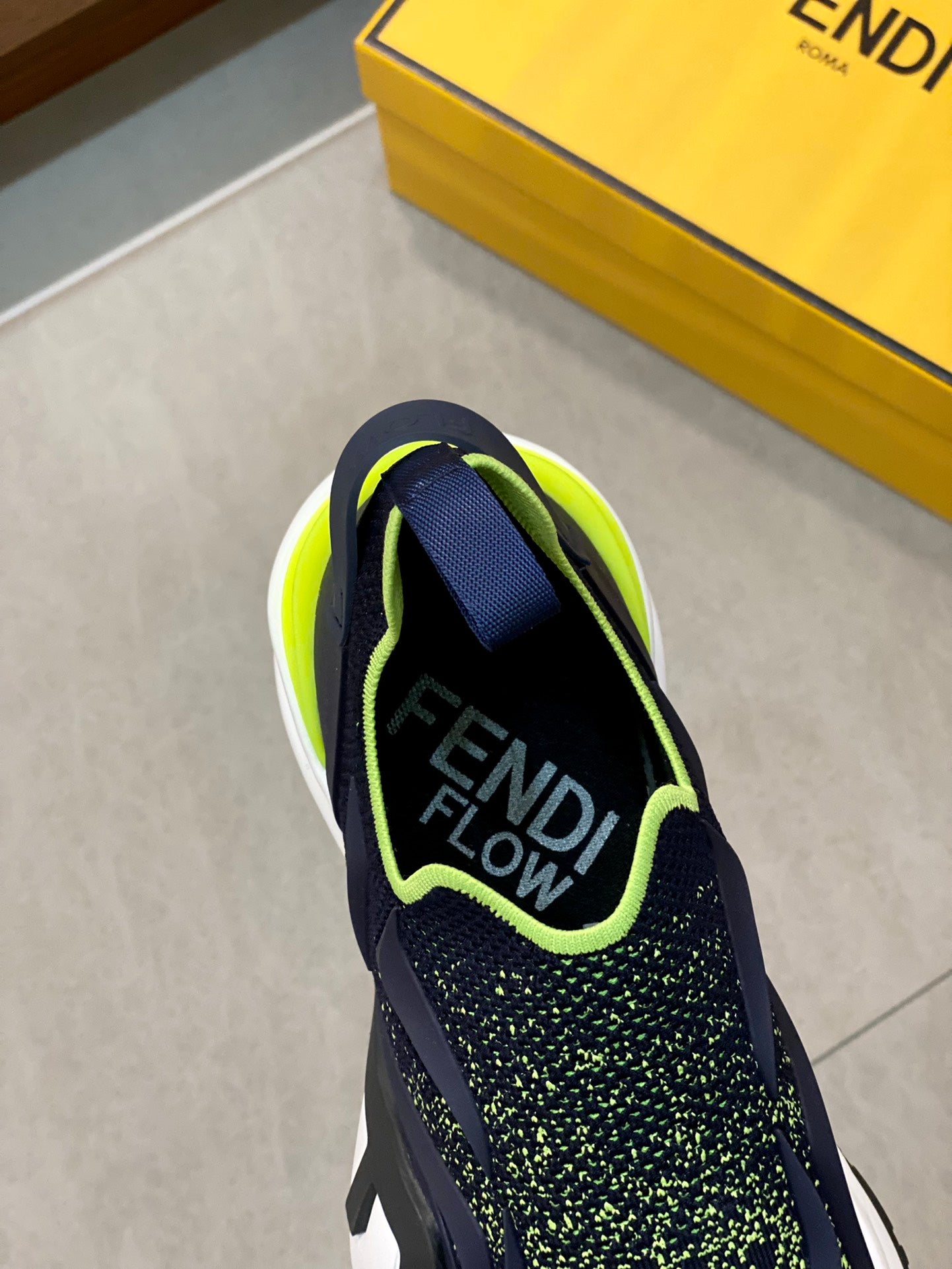 Fendi-052Shoes