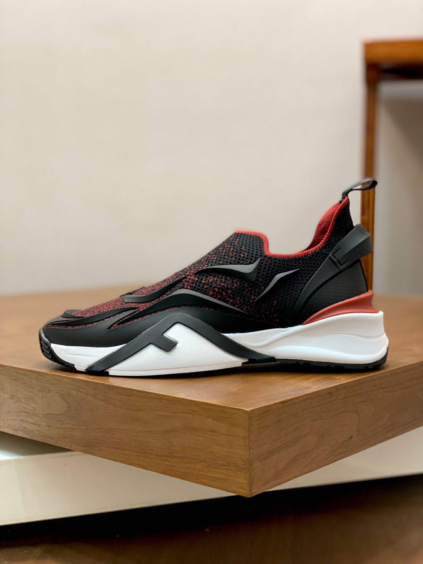 Fendi-054Shoes
