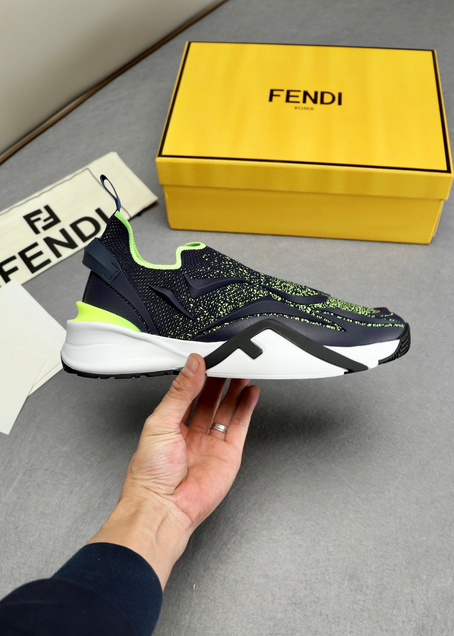 Fendi-056Shoes