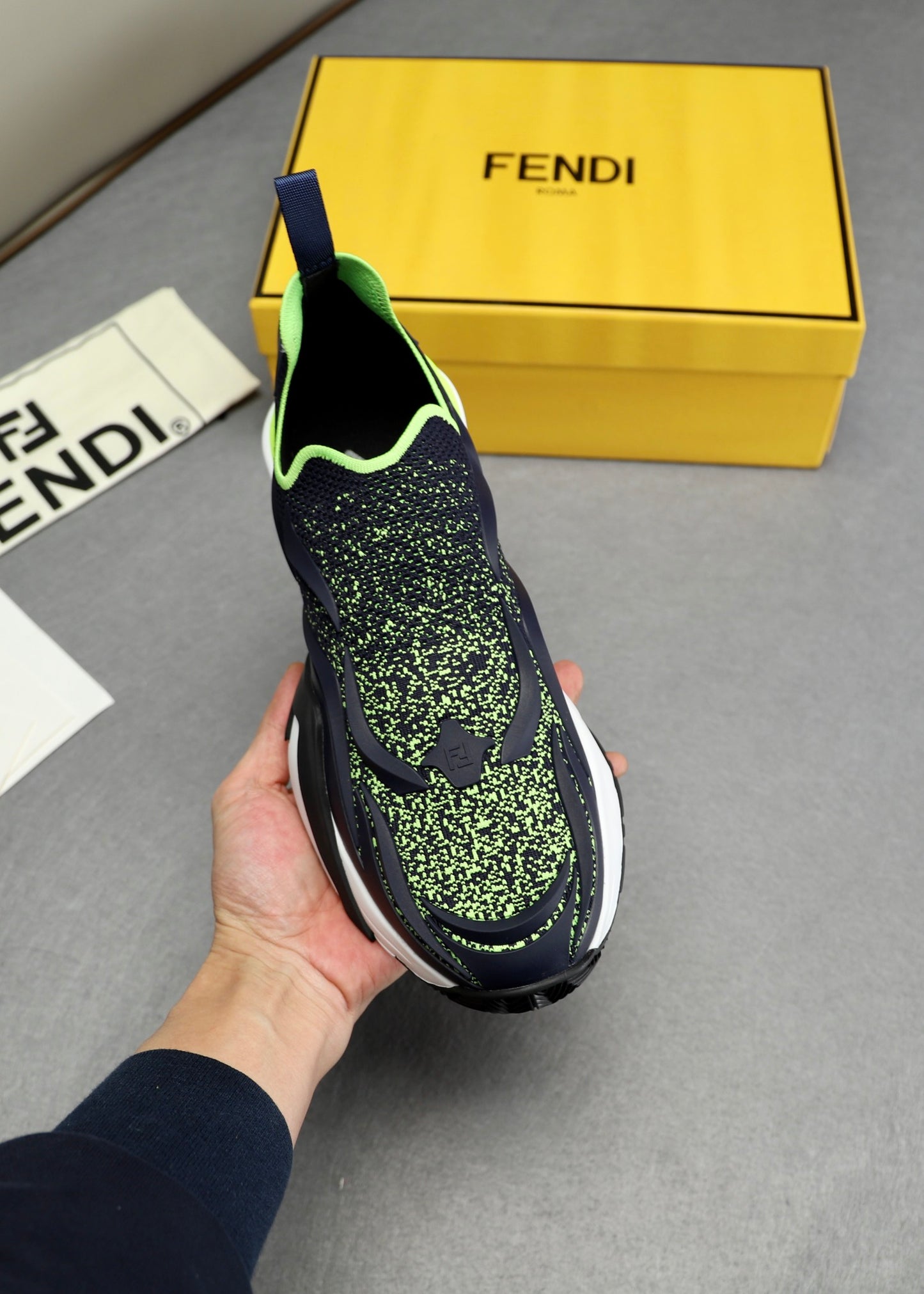 Fendi-056Shoes