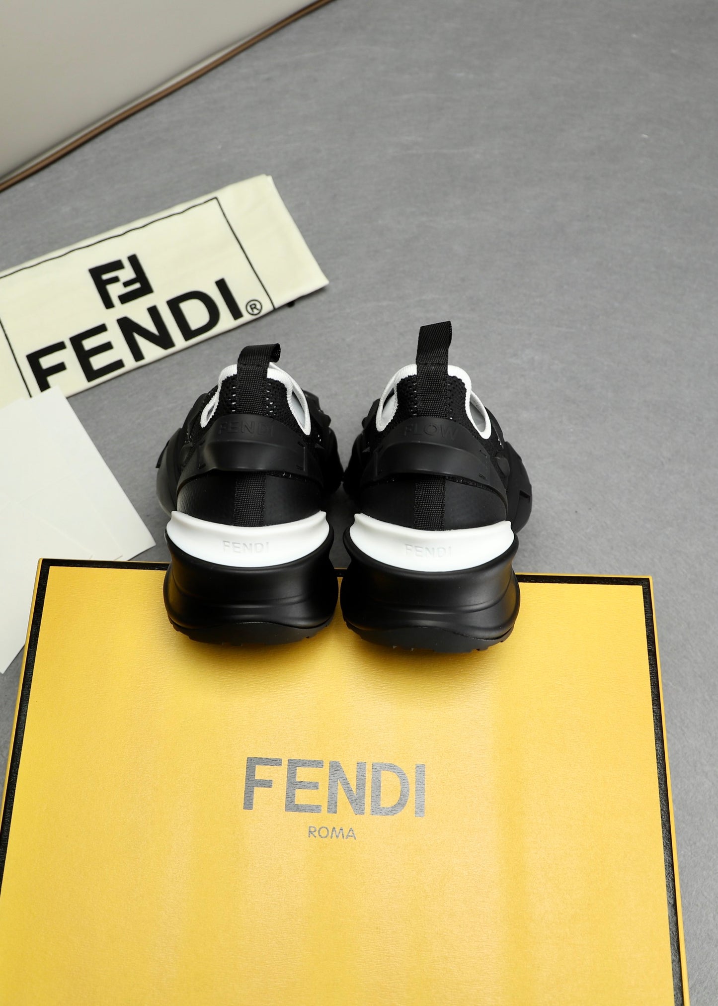 Fendi-057Shoes