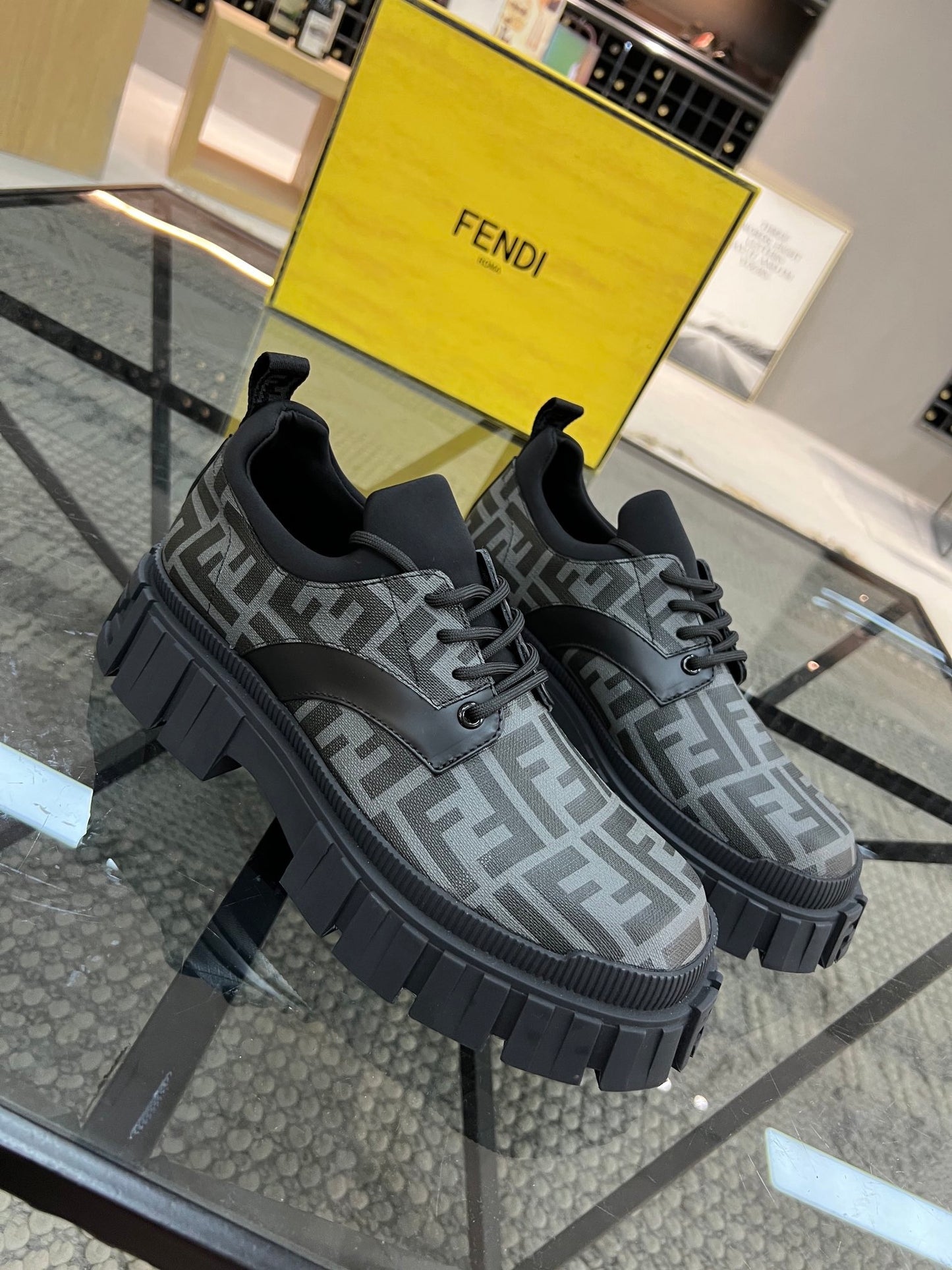 Fendi-058Shoes