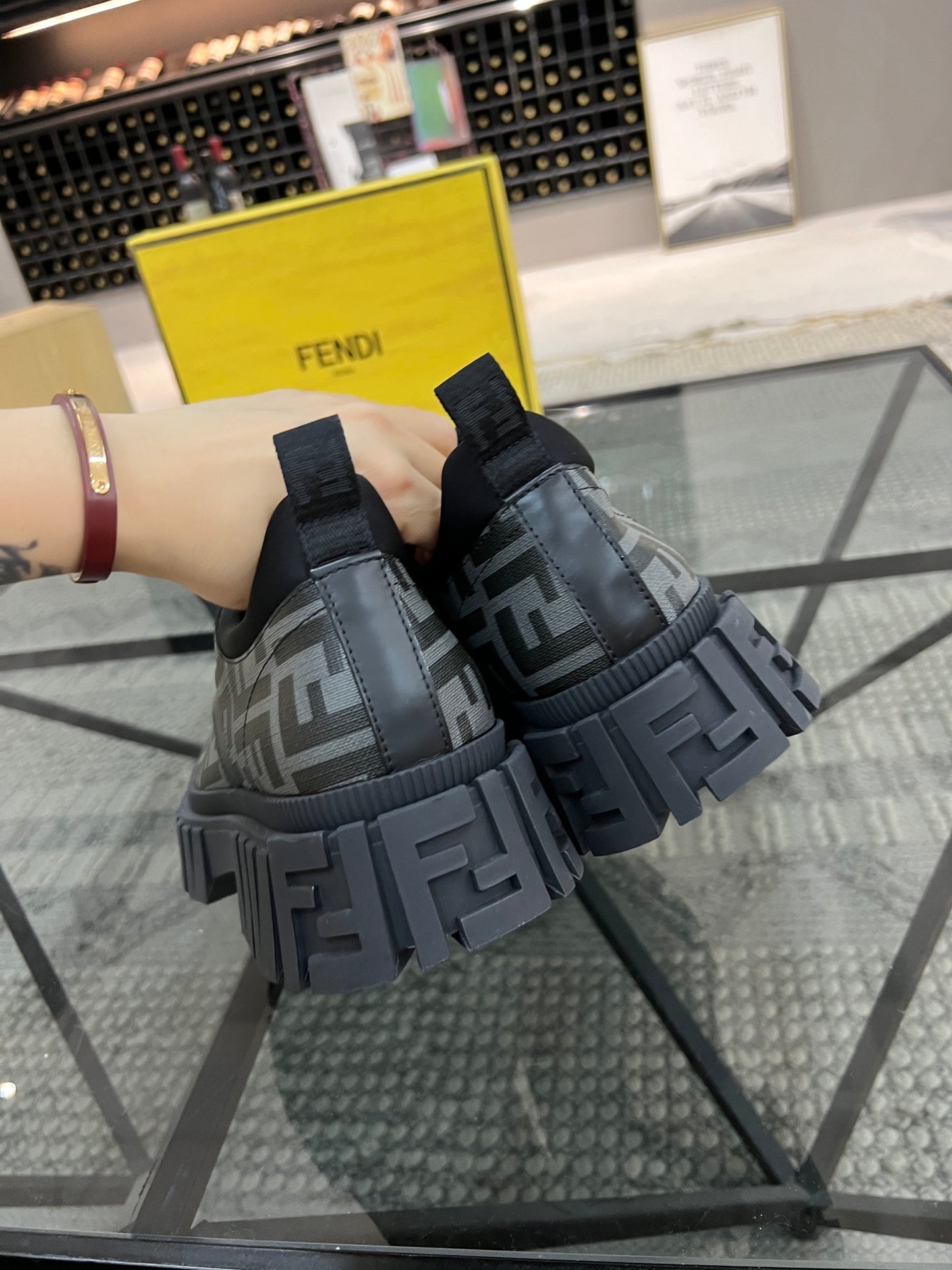 Fendi-058Shoes