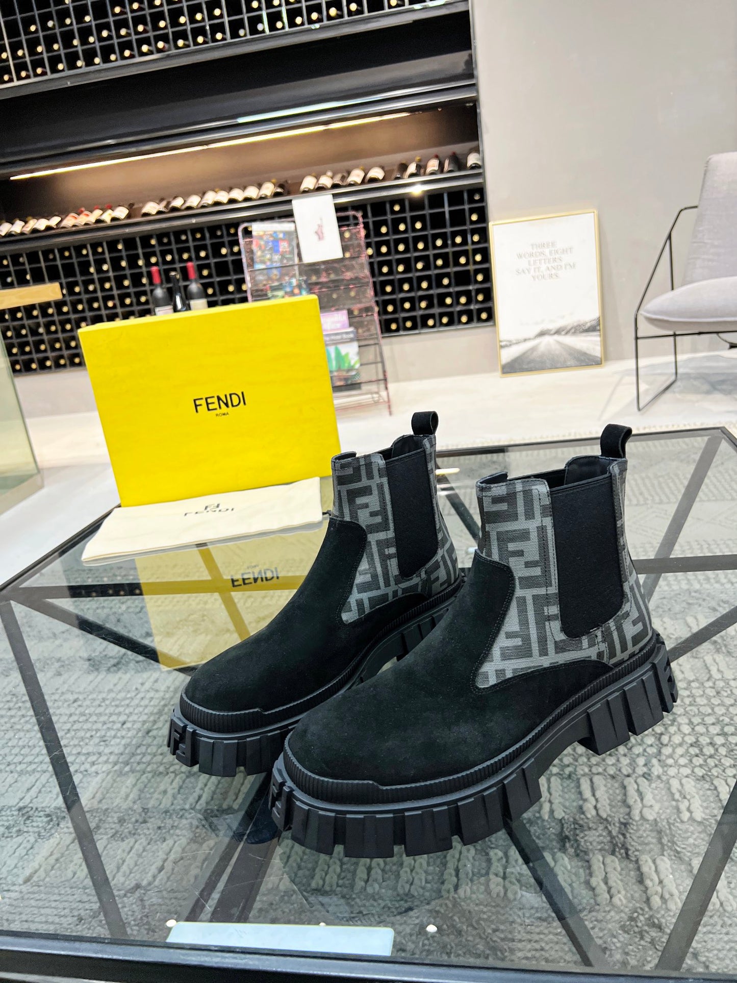 Fendi-061Shoes
