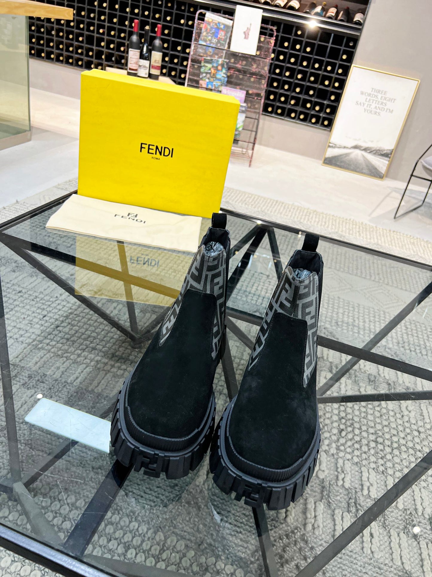 Fendi-061Shoes