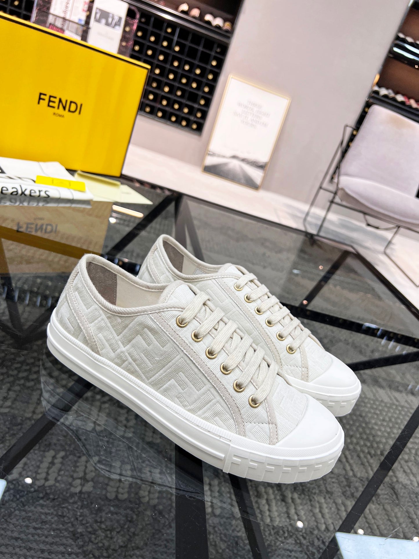 Fendi-069Shoes