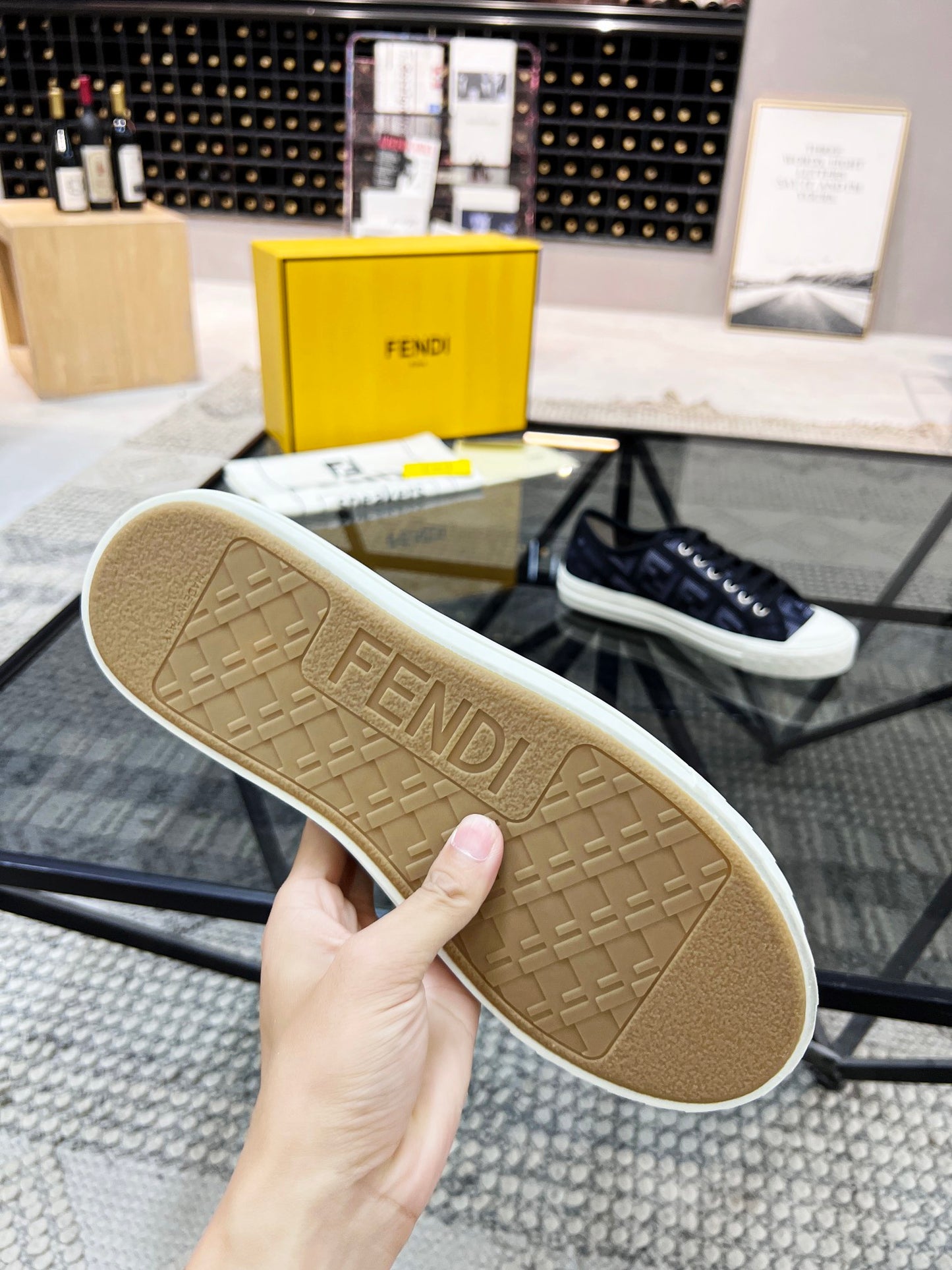 Fendi-070Shoes