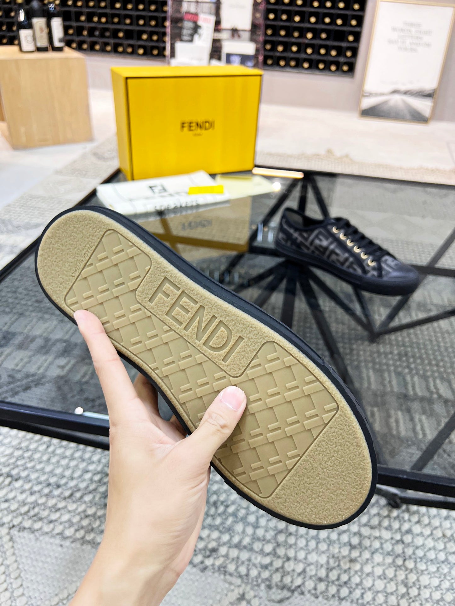 Fendi-071Shoes