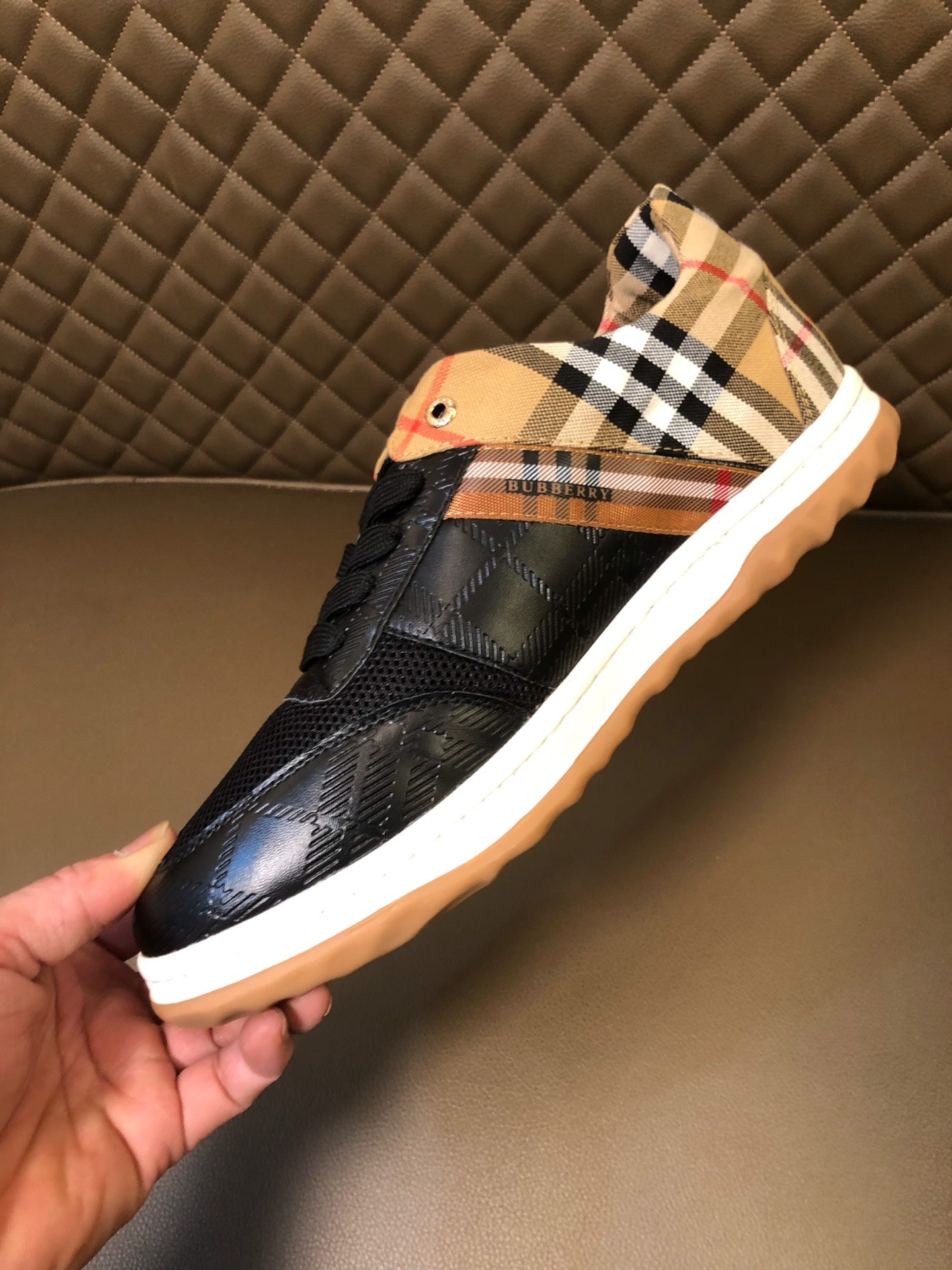 Burberry-001Shoes