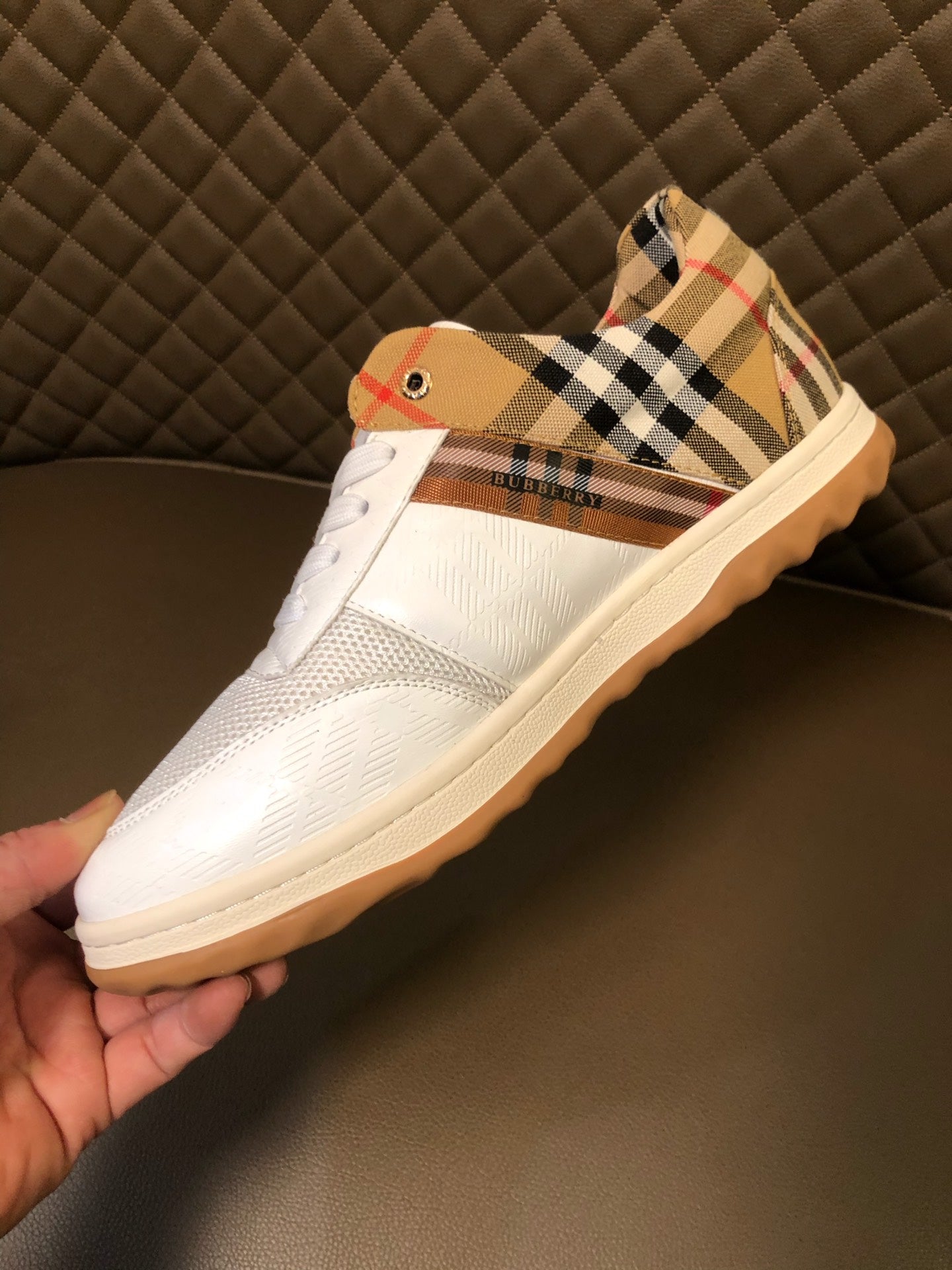 Burberry-002Shoes