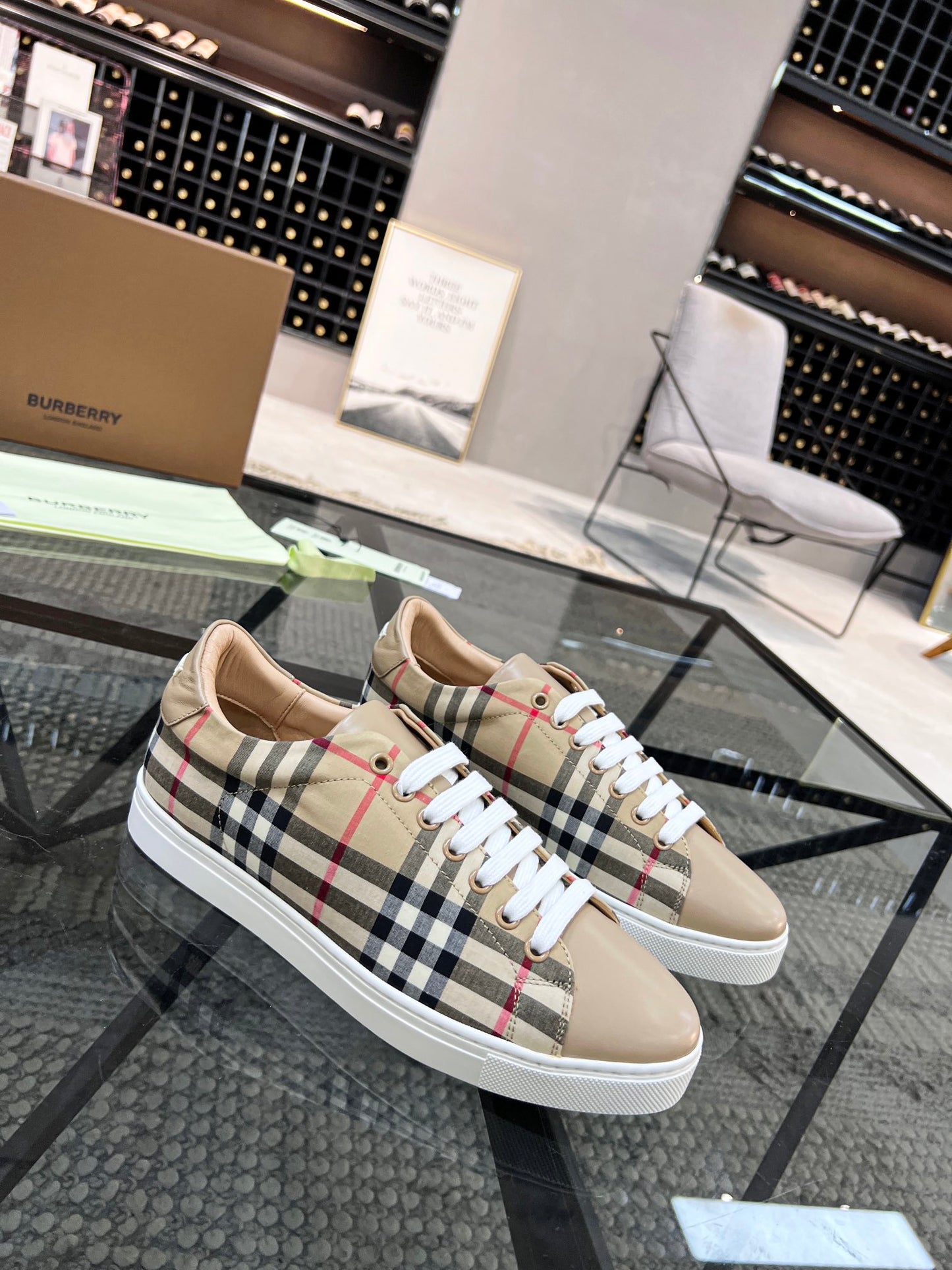Burberry-004Shoes
