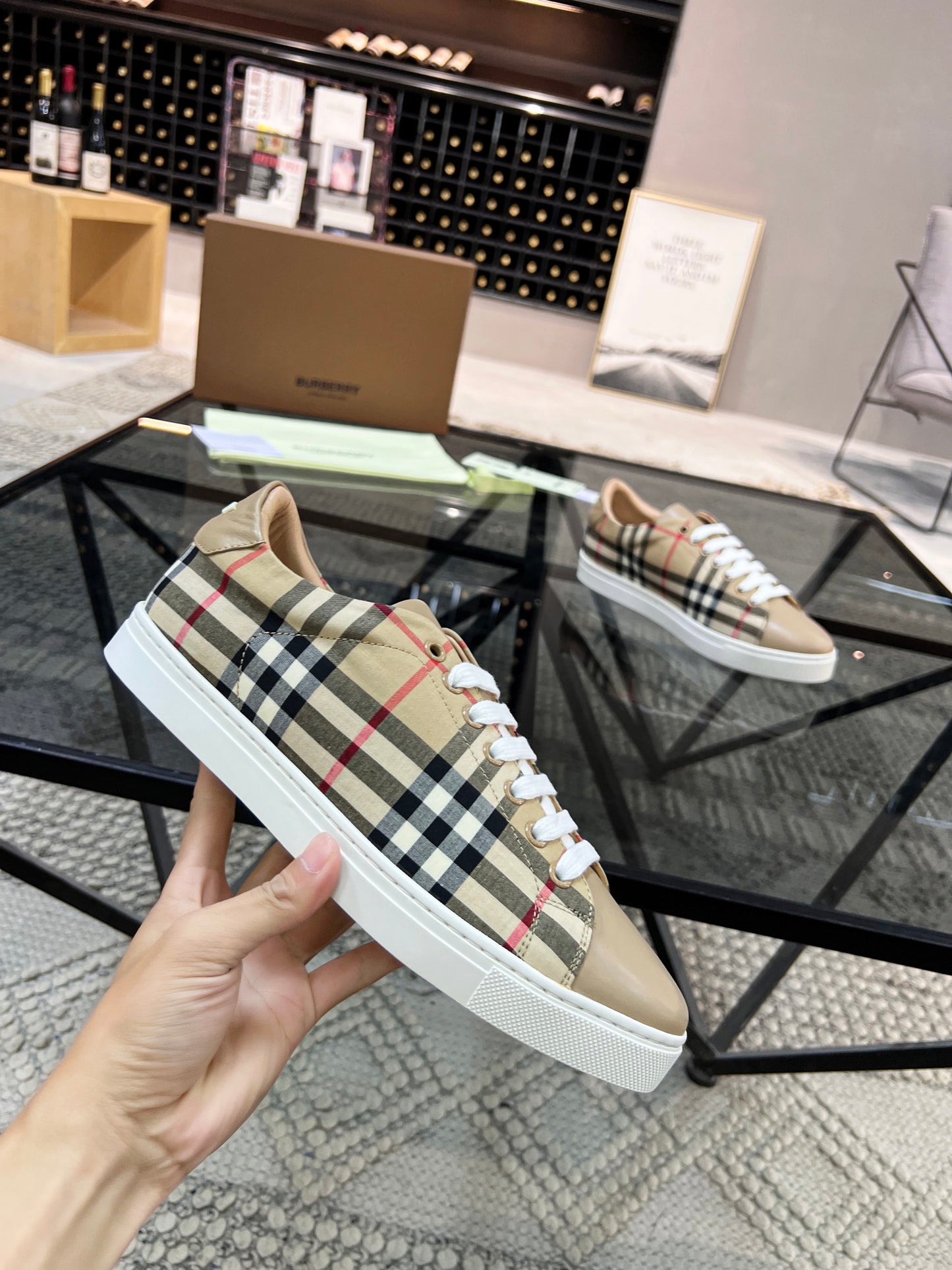 Burberry-004Shoes