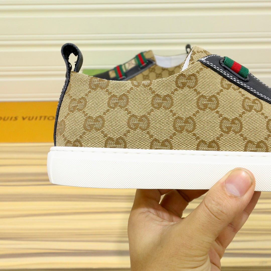 Burberry-006Shoes