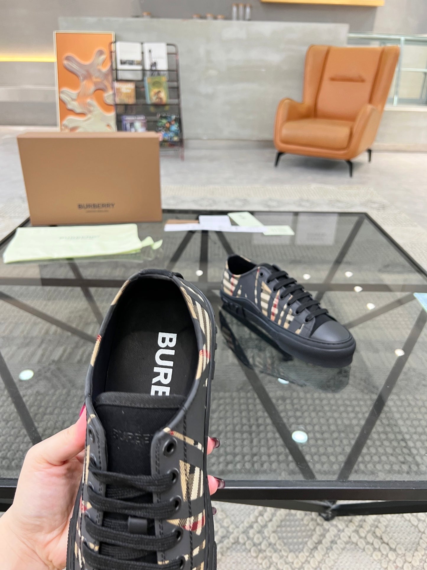 Burberry-011Shoes