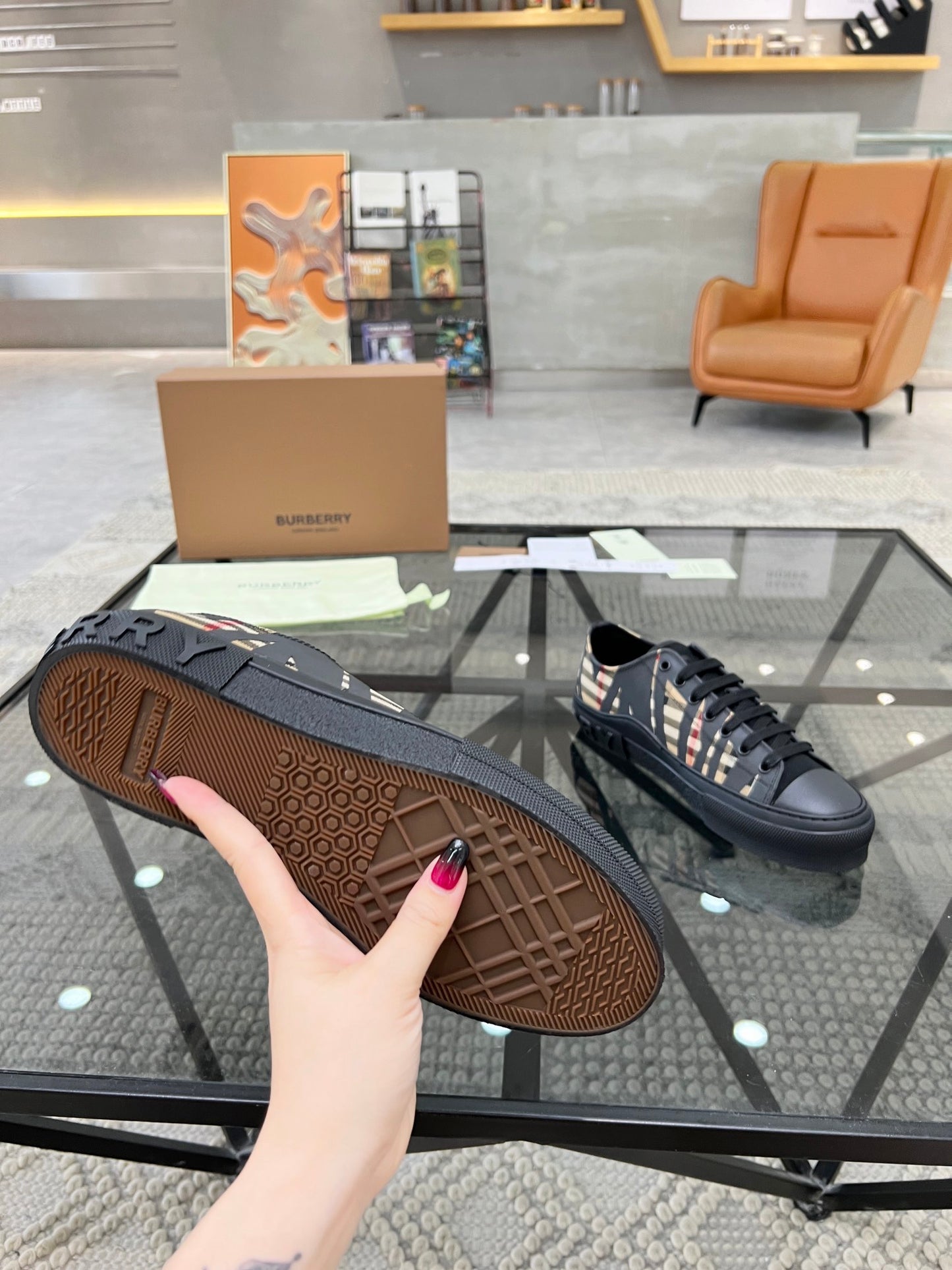 Burberry-011Shoes