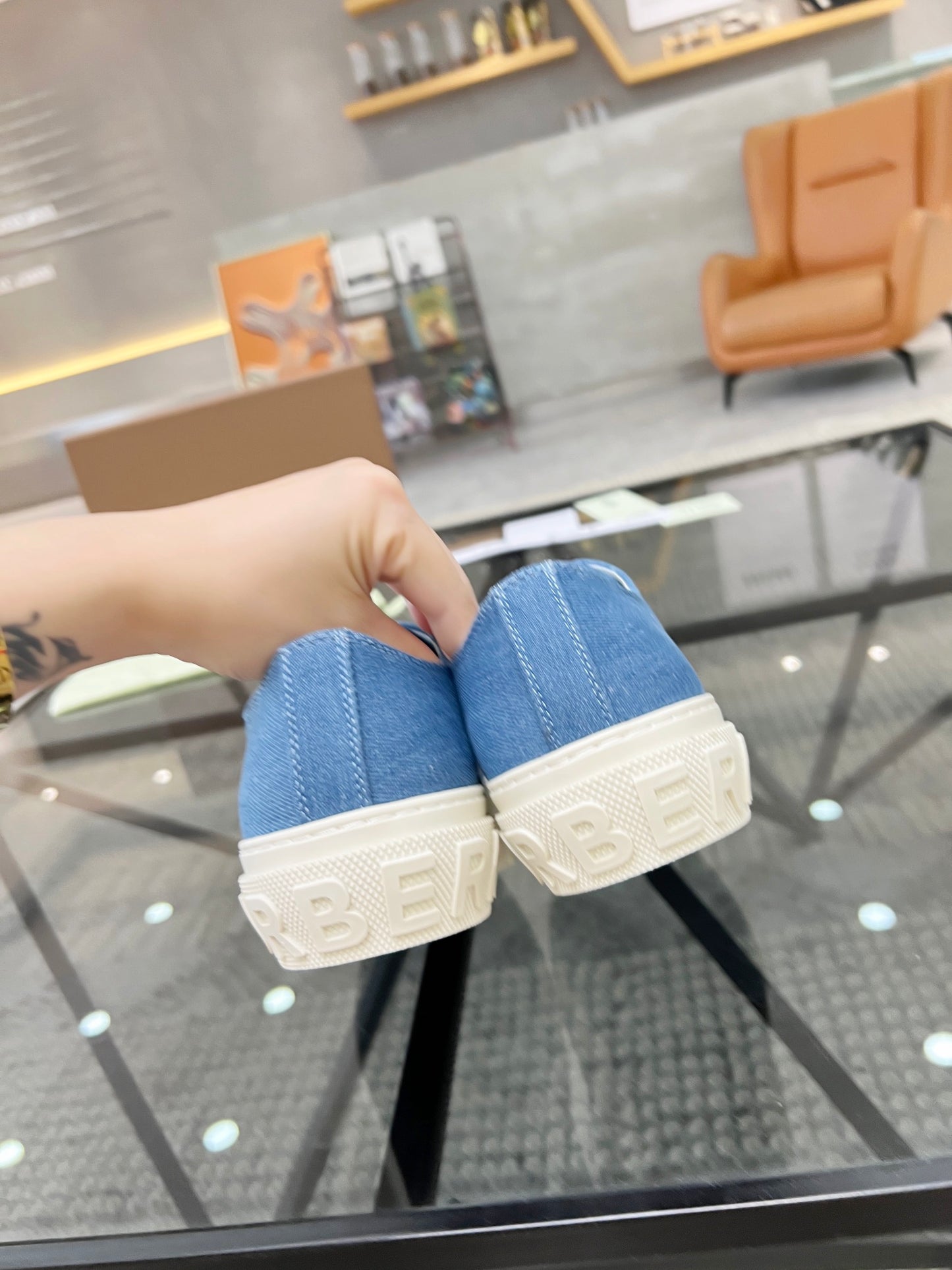 Burberry-013Shoes