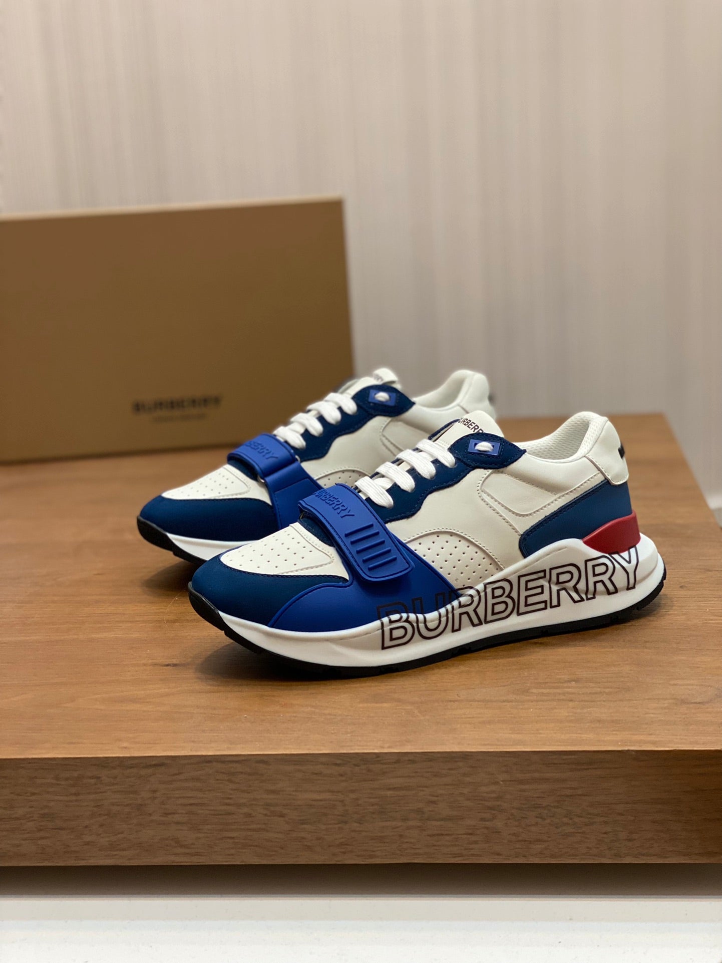 Burberry-015Shoes