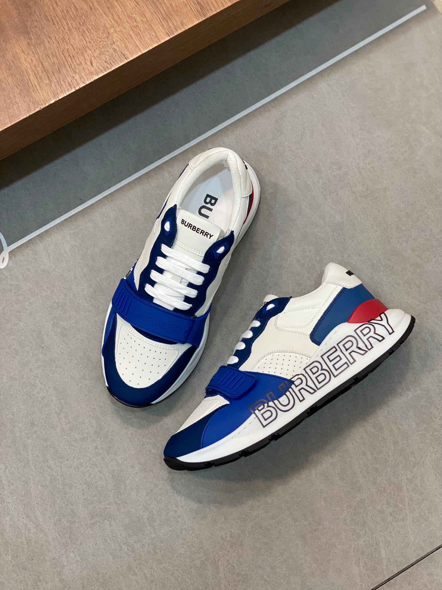 Burberry-015Shoes