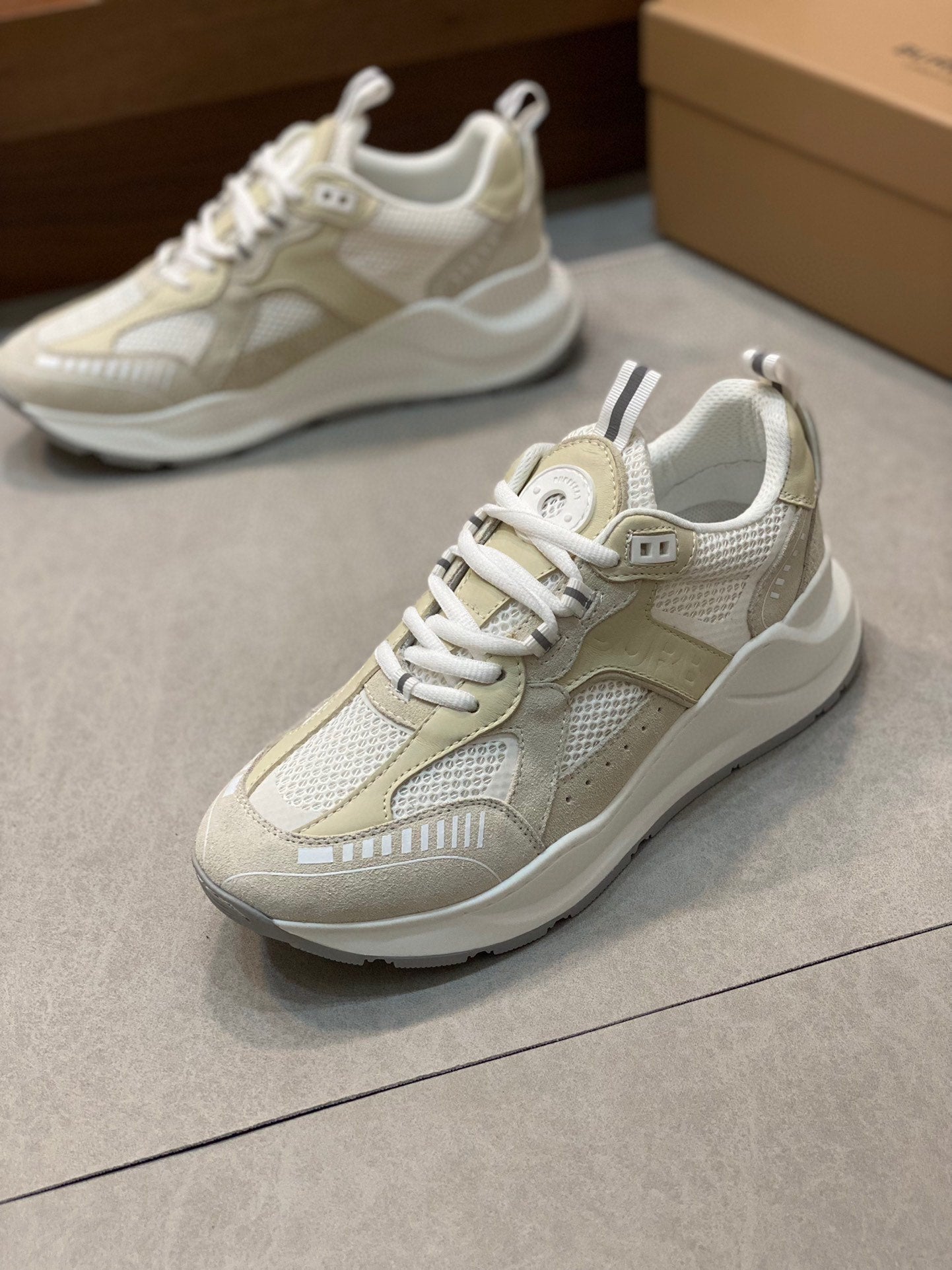 Burberry-020Shoes