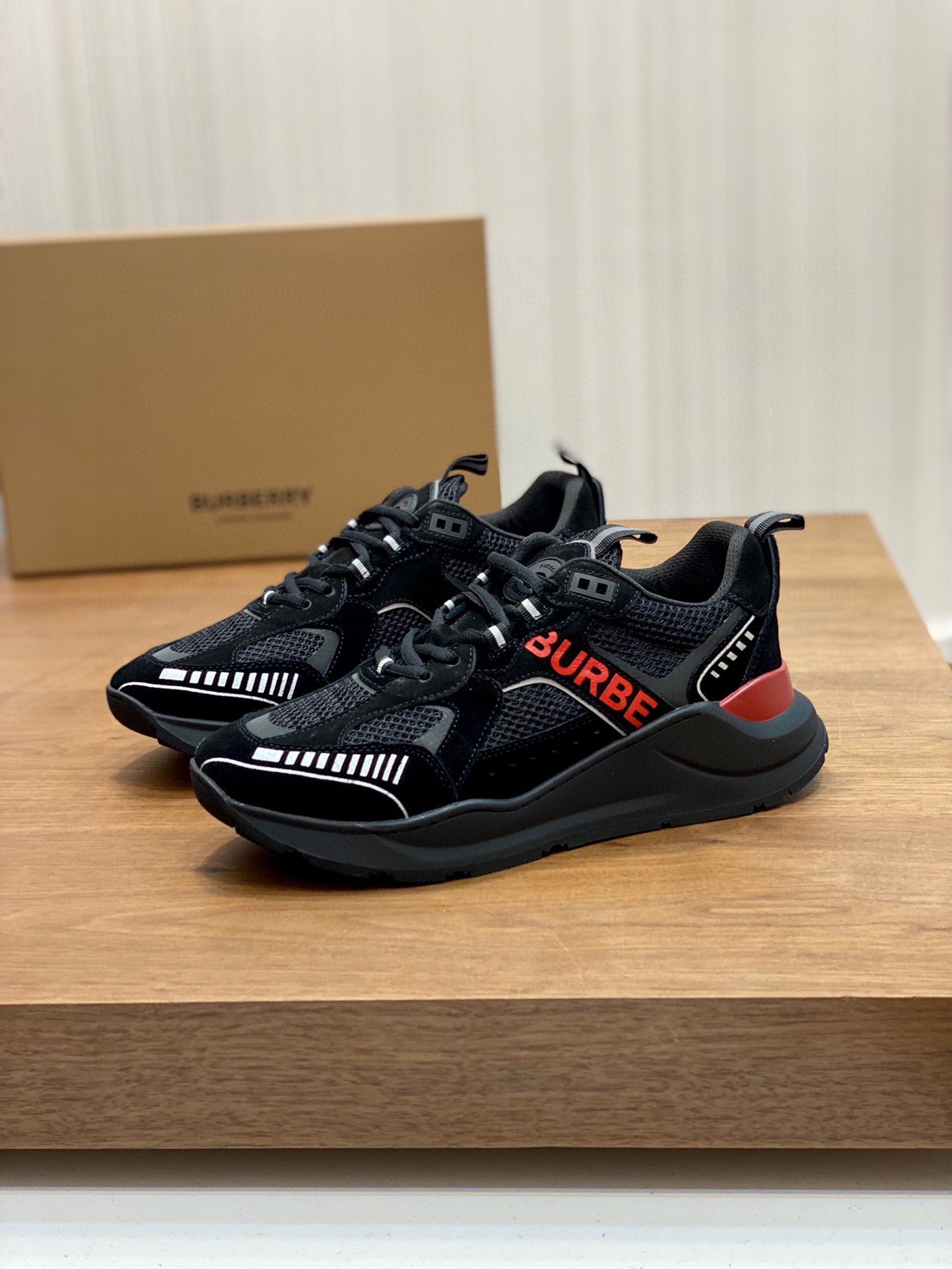 Burberry-023Shoes