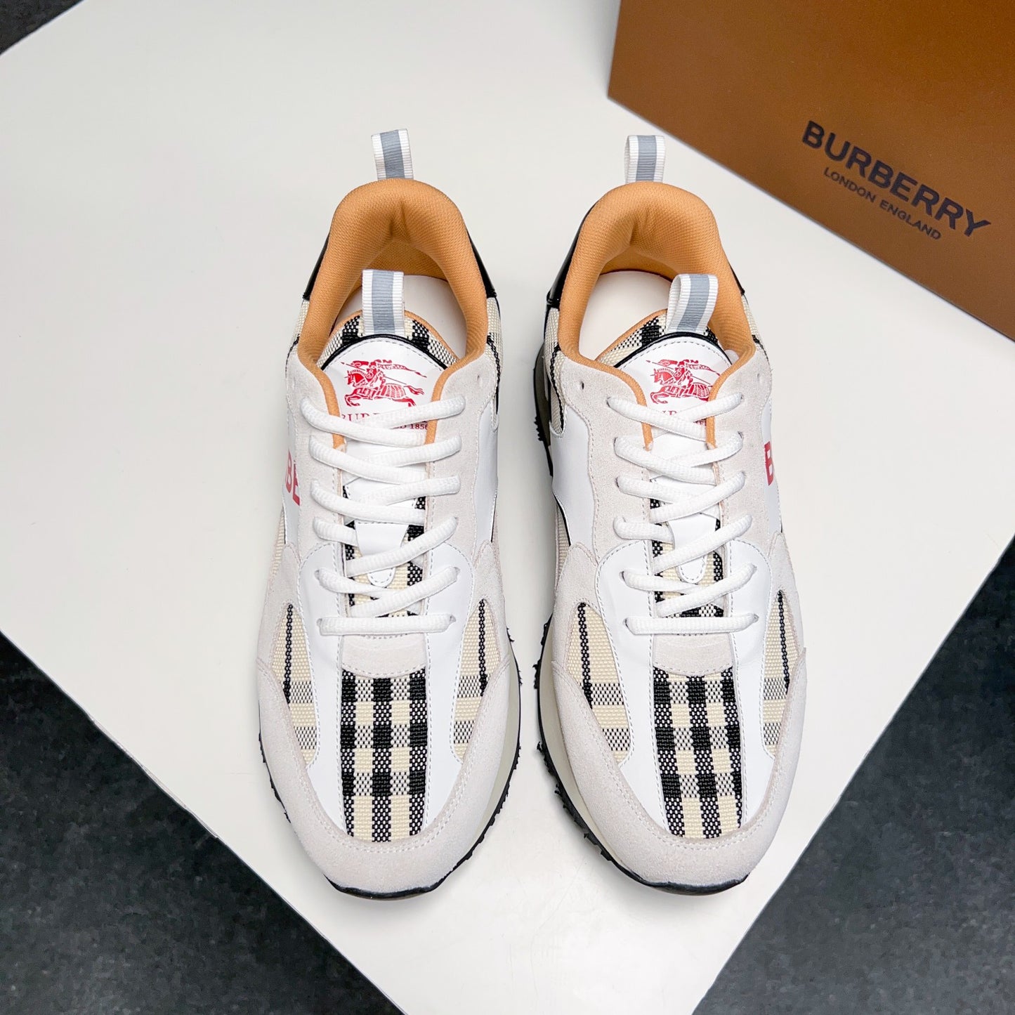Burberry-032Shoes