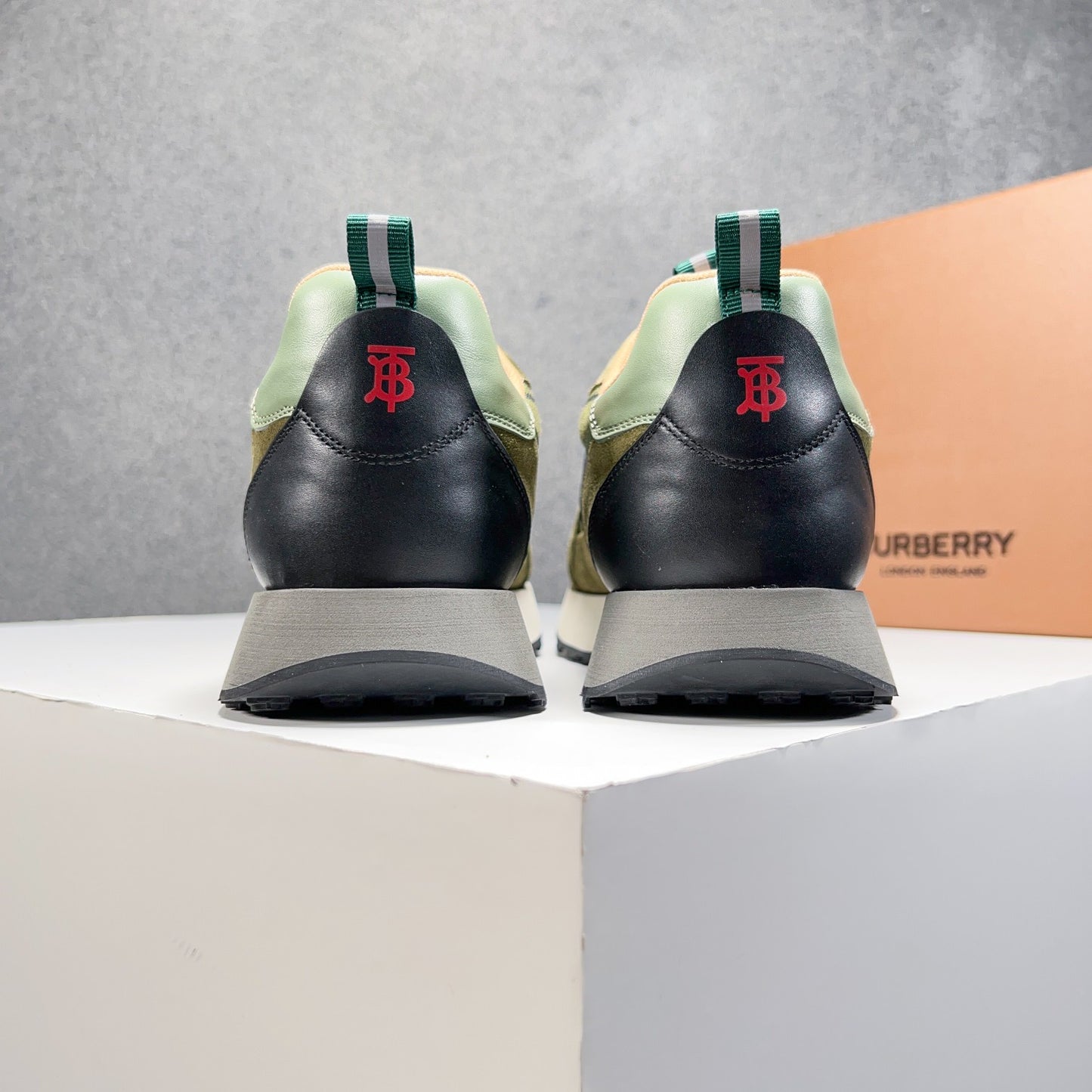 Burberry-033Shoes