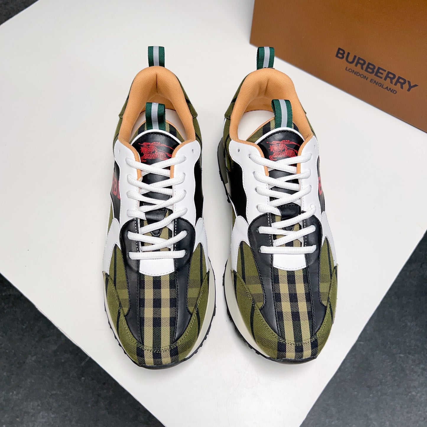 Burberry-034Shoes