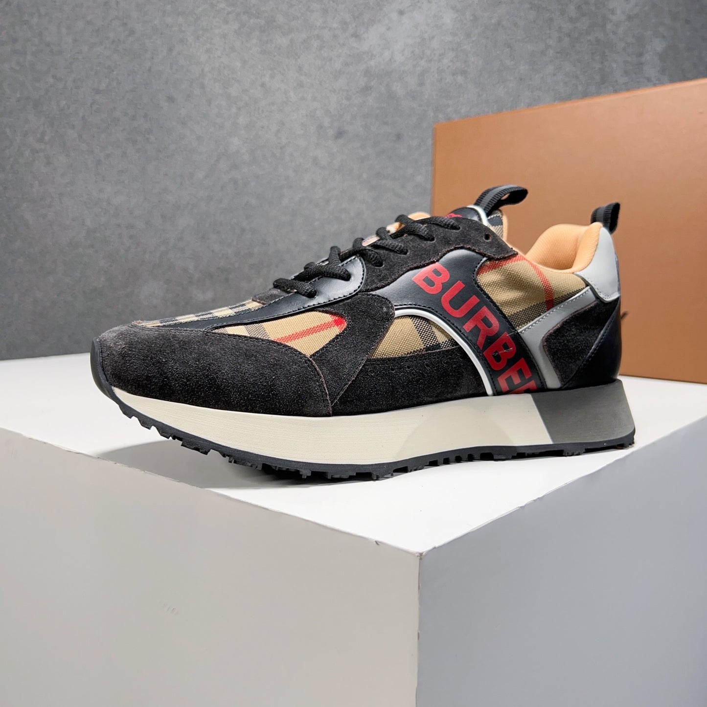 Burberry-035Shoes