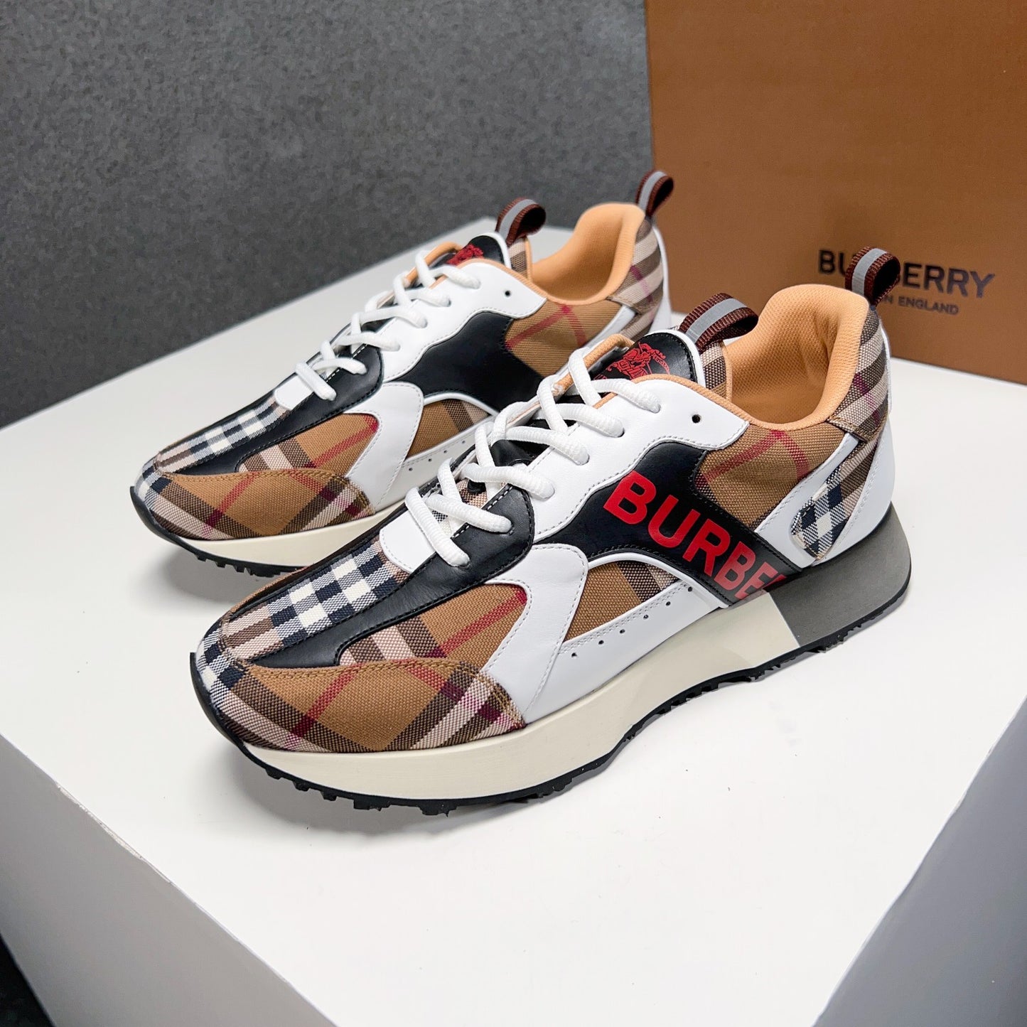 Burberry-036Shoes