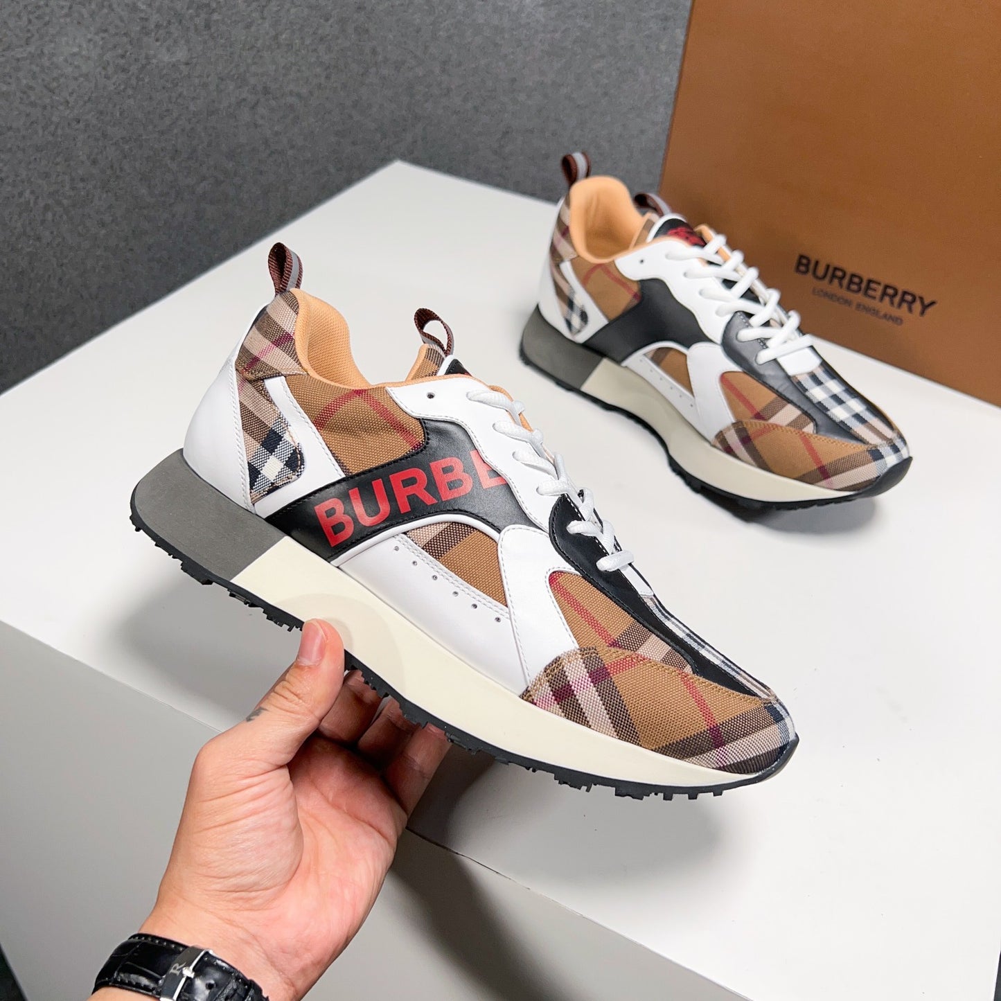 Burberry-036Shoes