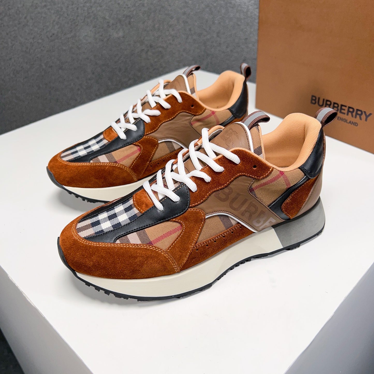 Burberry-037Shoes