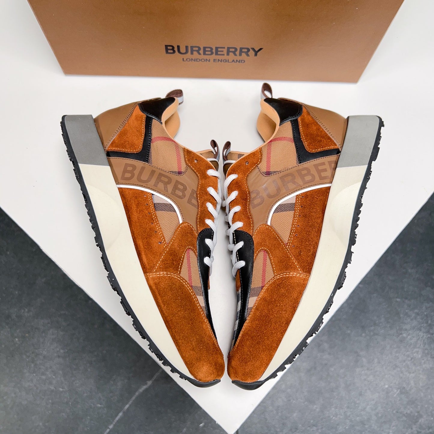 Burberry-037Shoes