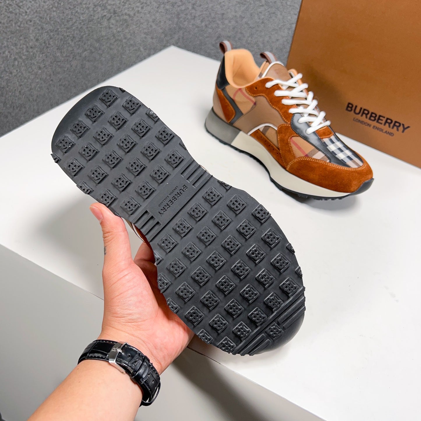 Burberry-037Shoes